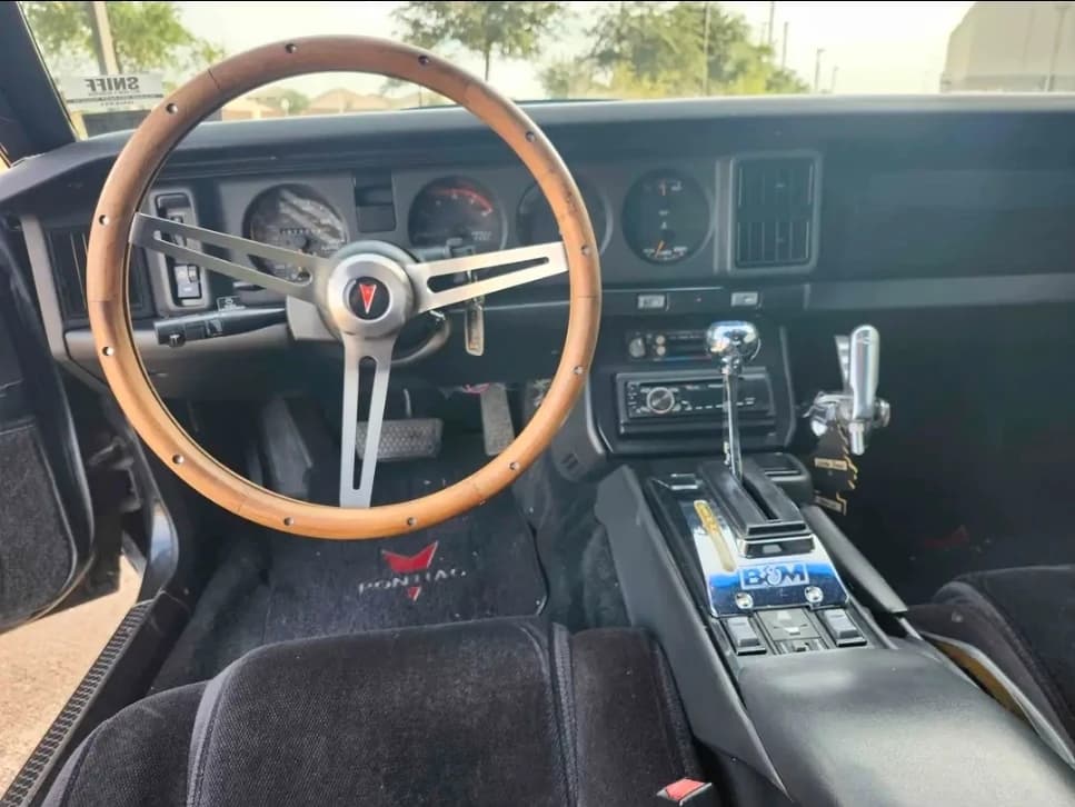 1991 Pontiac Firebird Formula — photo 15 of 15