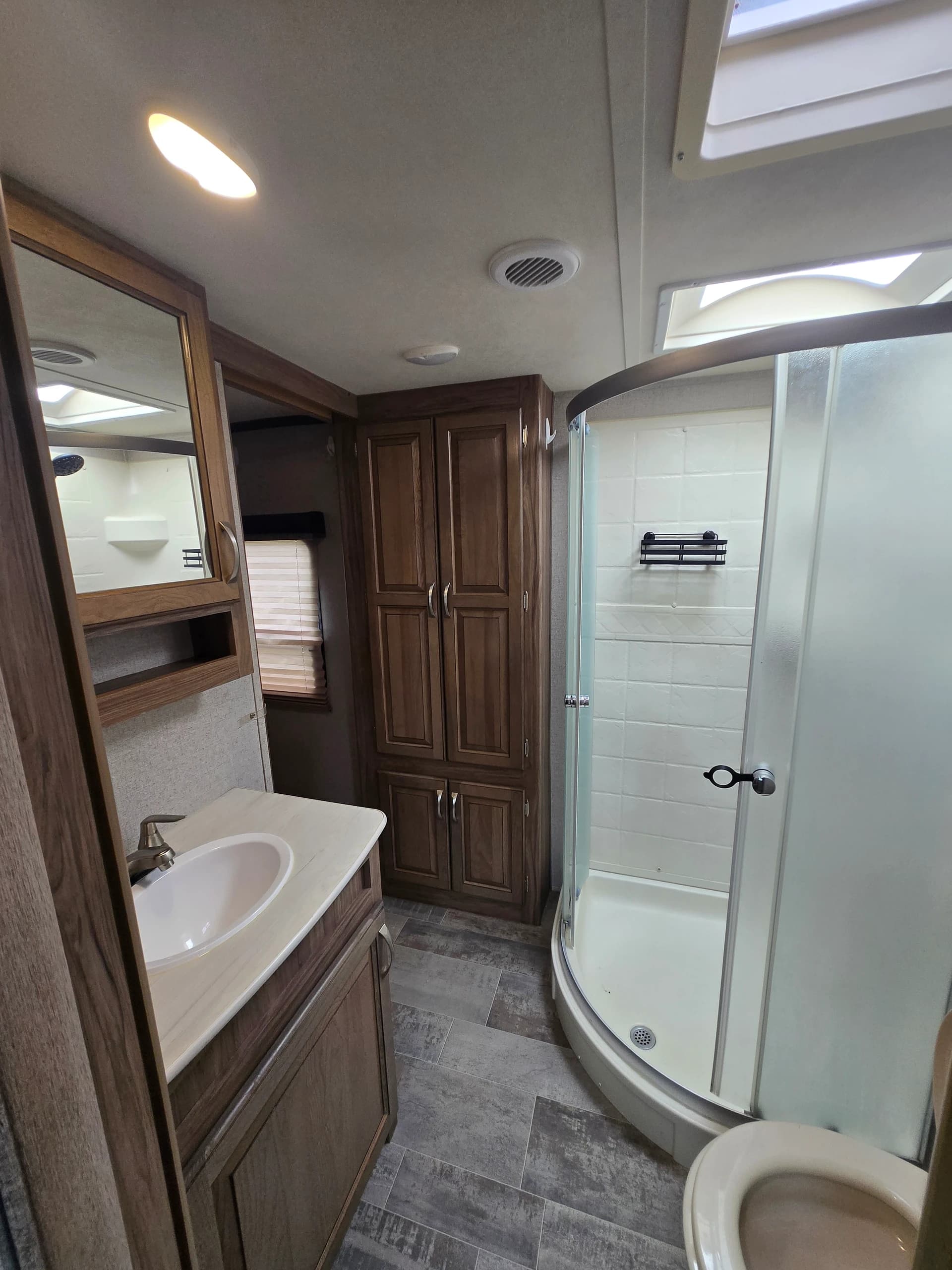 2019 Keystone Atlas 3112BHF — photo 11 of 15