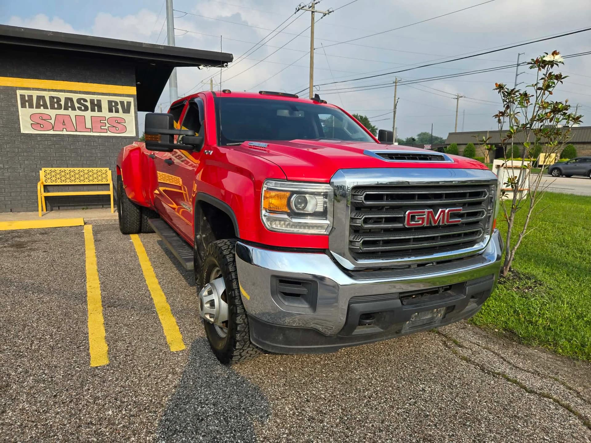 2018 GMC Sierra 3500 — photo 7 of 15