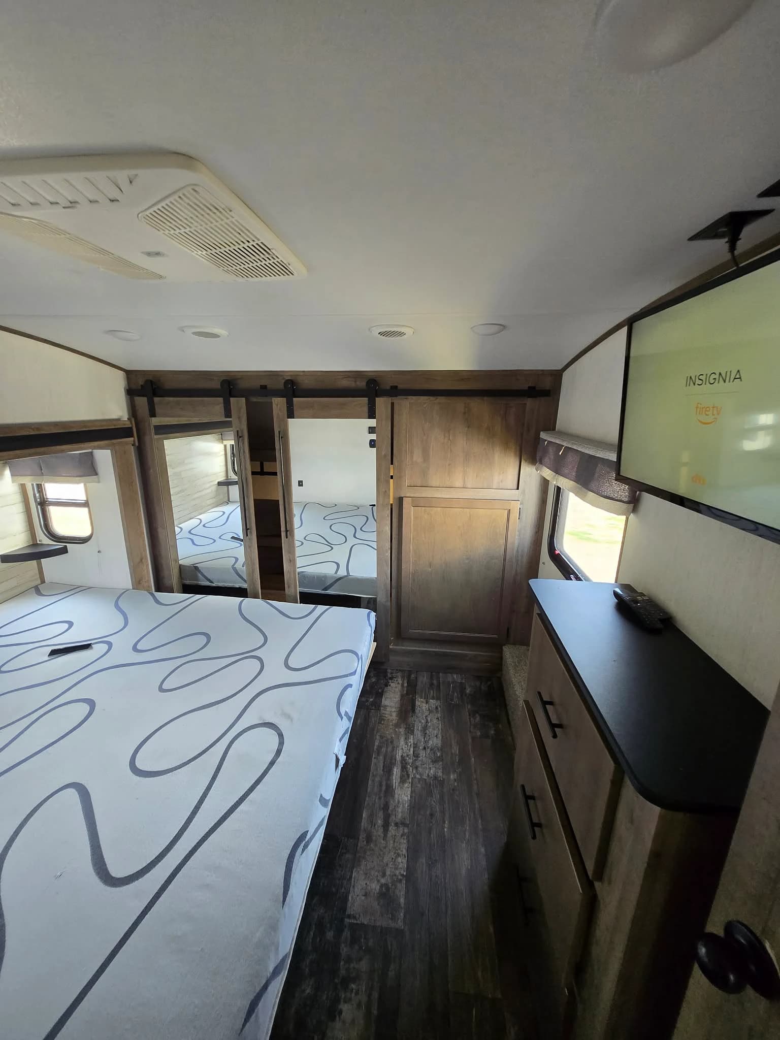 2021 Forest River Sabre 36BHQ — photo 15 of 16
