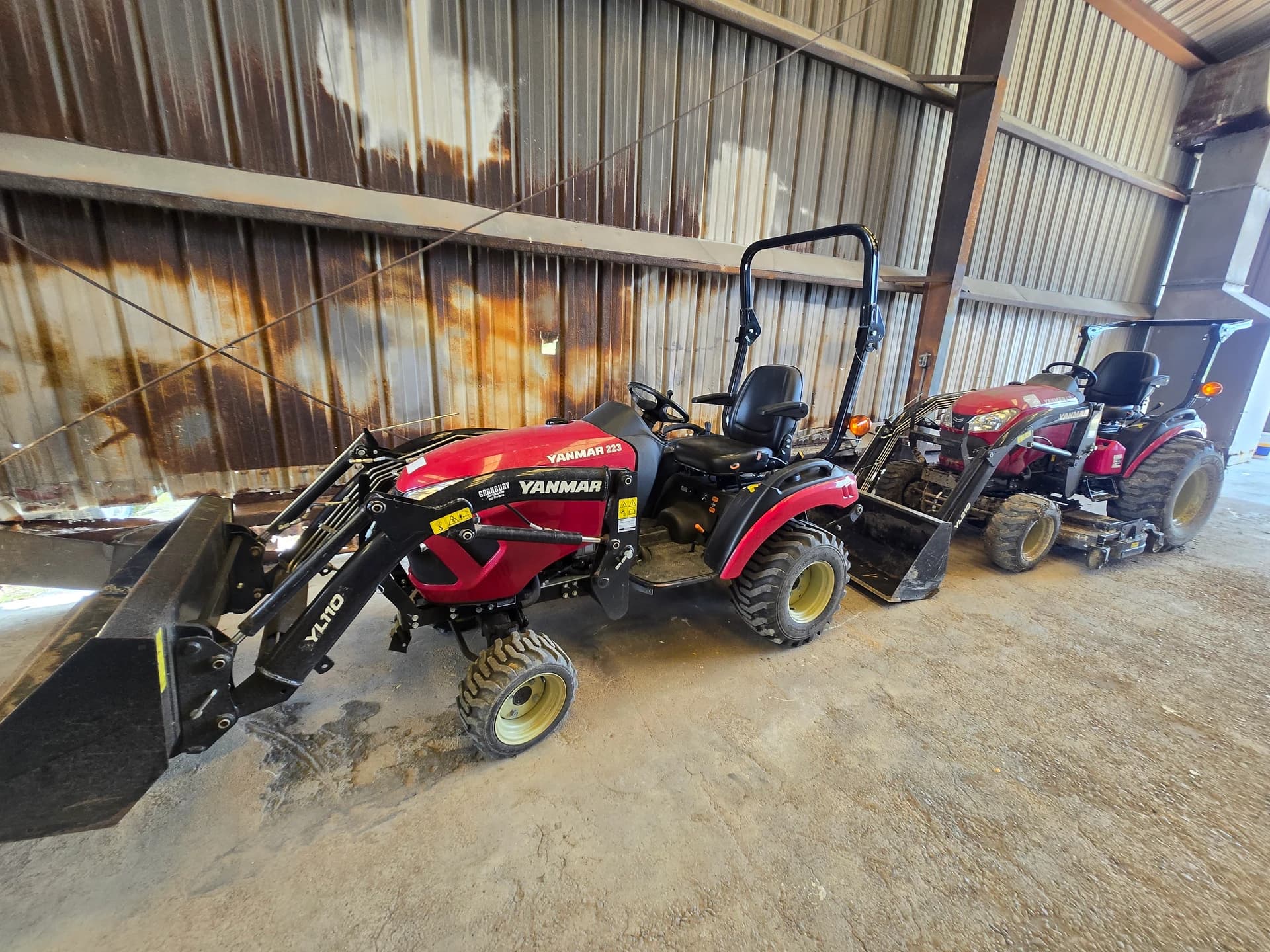 2023 Yanmar SA223 — photo 12 of 14