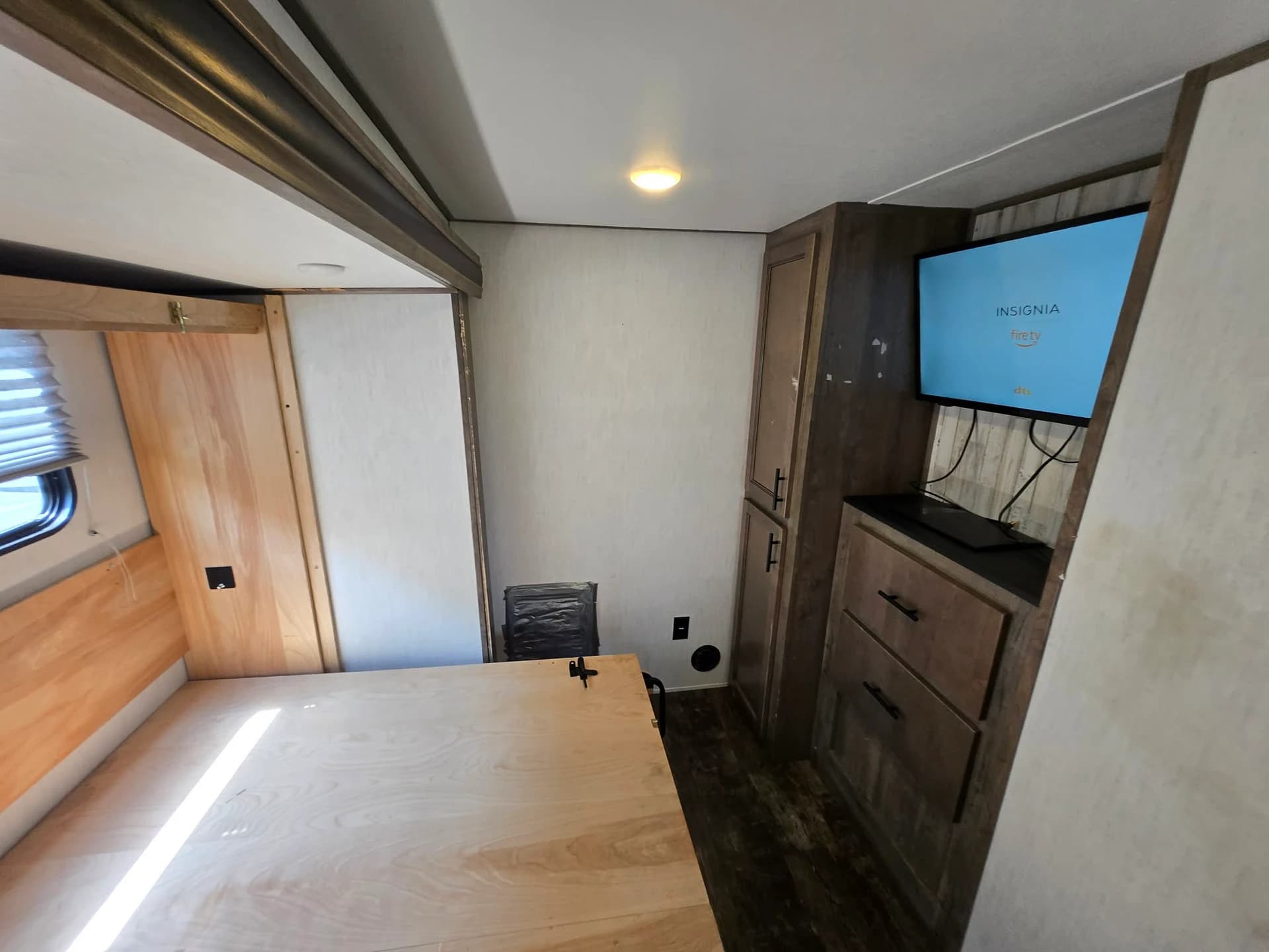2021 Forest River Sabre 36BHQ — photo 11 of 16