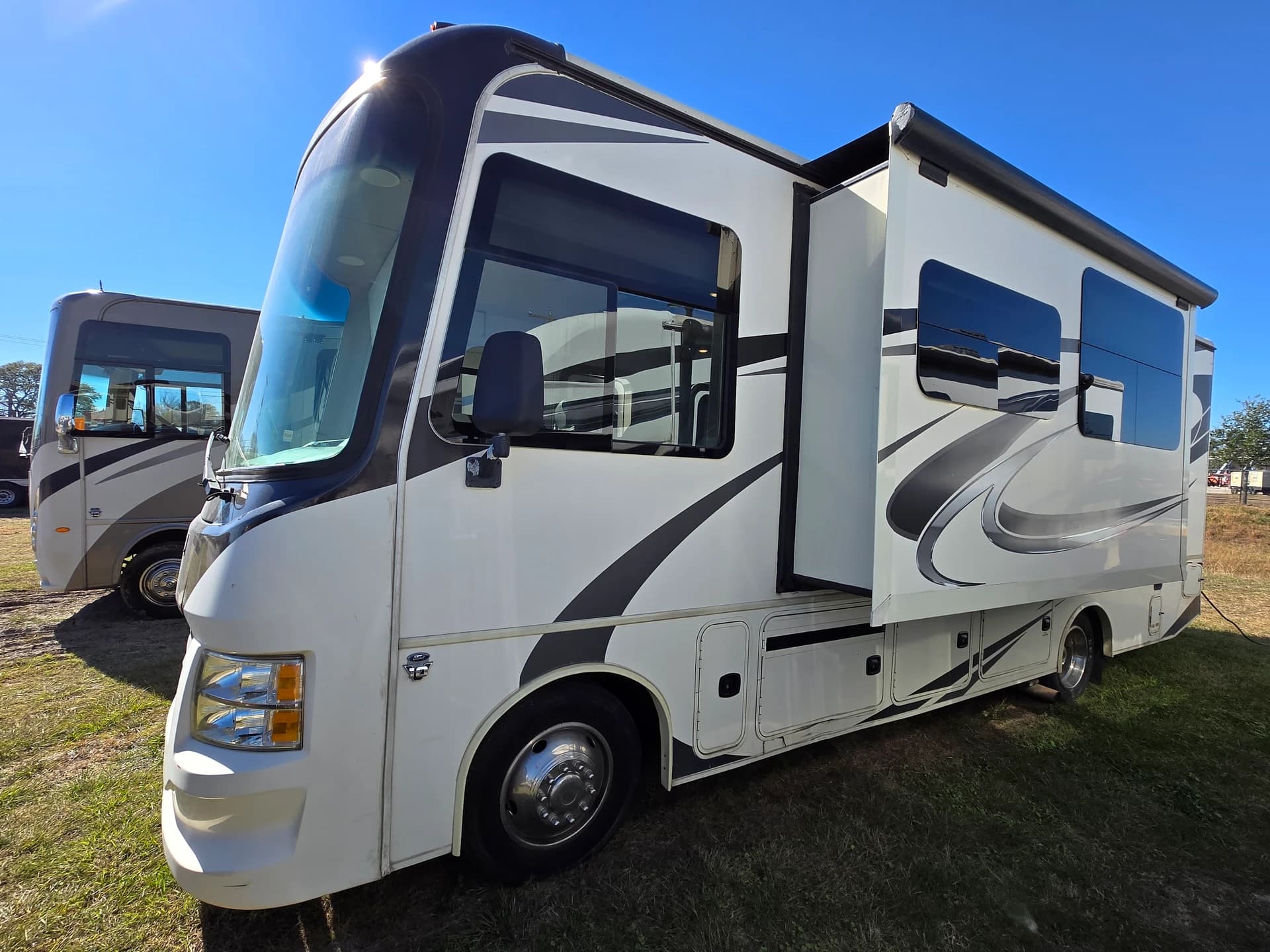2020 Jayco Alante 26X — photo 3 of 15