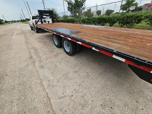 2004 Flatbed Dually Tandem hero