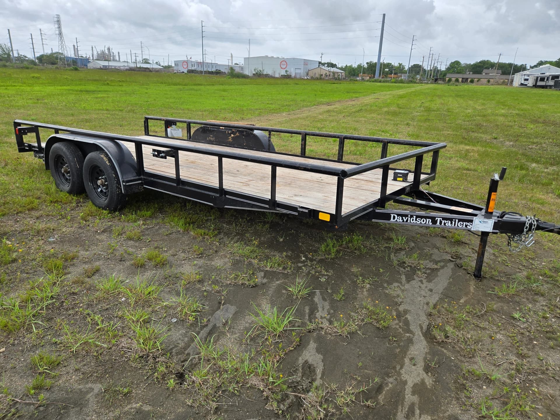 2023 unknown 20ftflatbed — photo 1 of 6