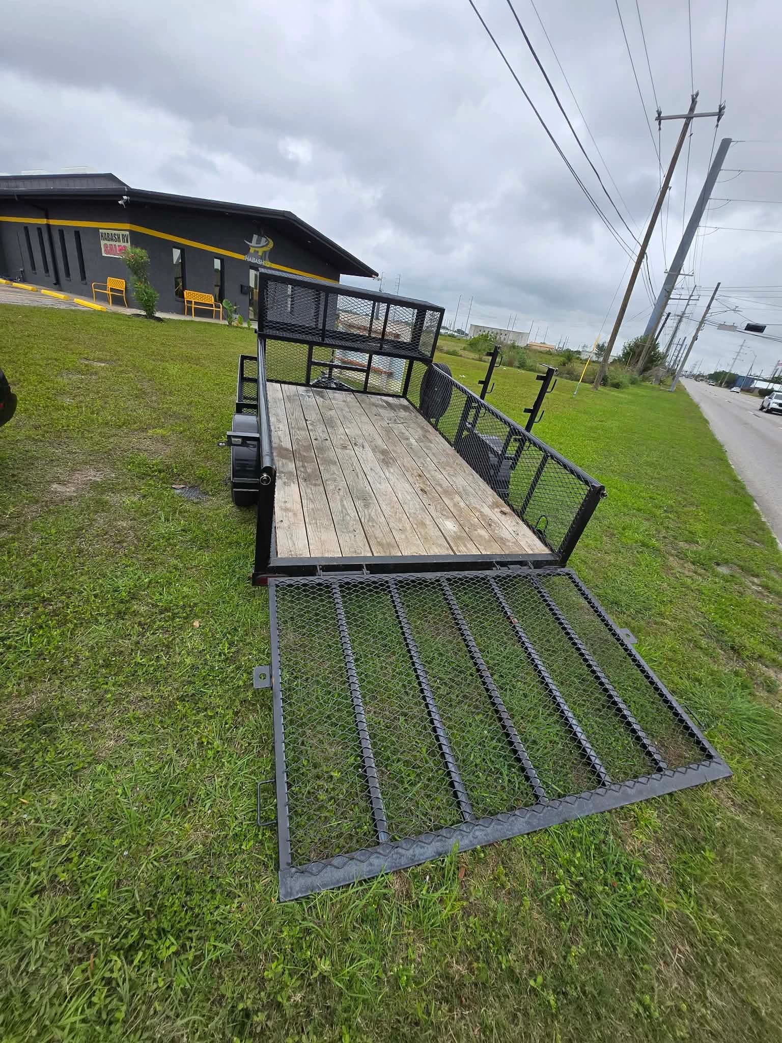 2024 DAVIDSON 77X122 Landscaping Trailer — photo 2 of 9