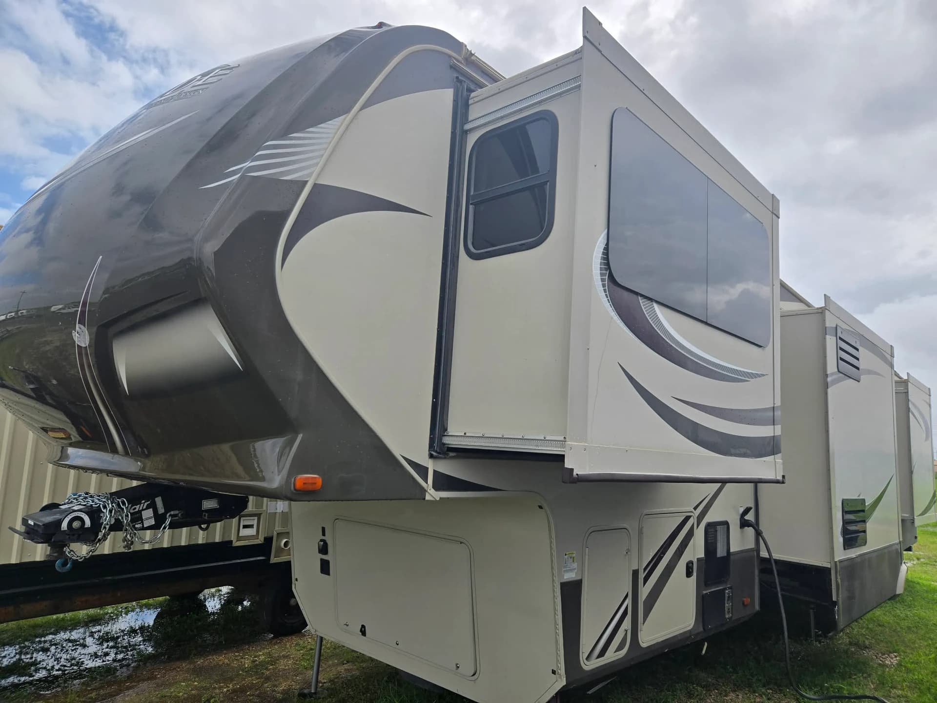 2016 Grand Design Solitude 379FL — photo 1 of 15