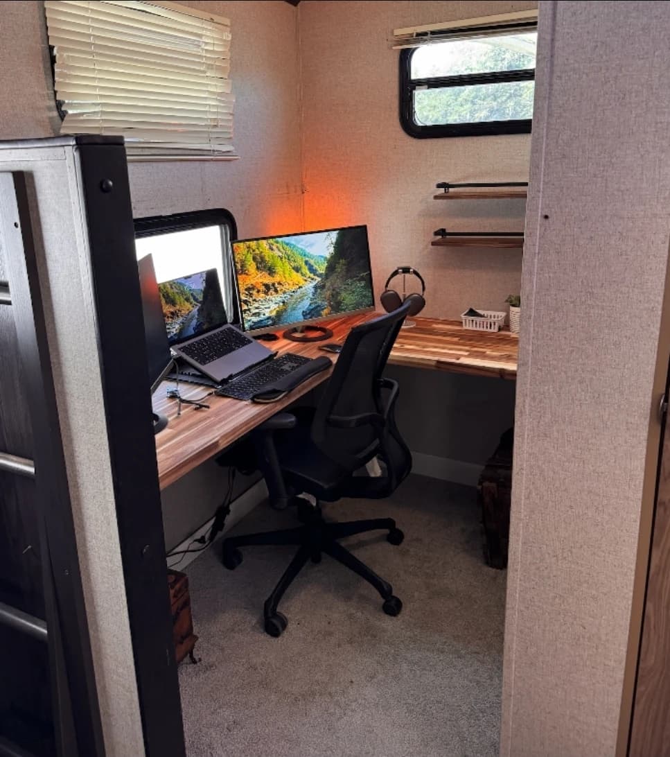 2019 Keystone Atlas 3112BHF — photo 4 of 15