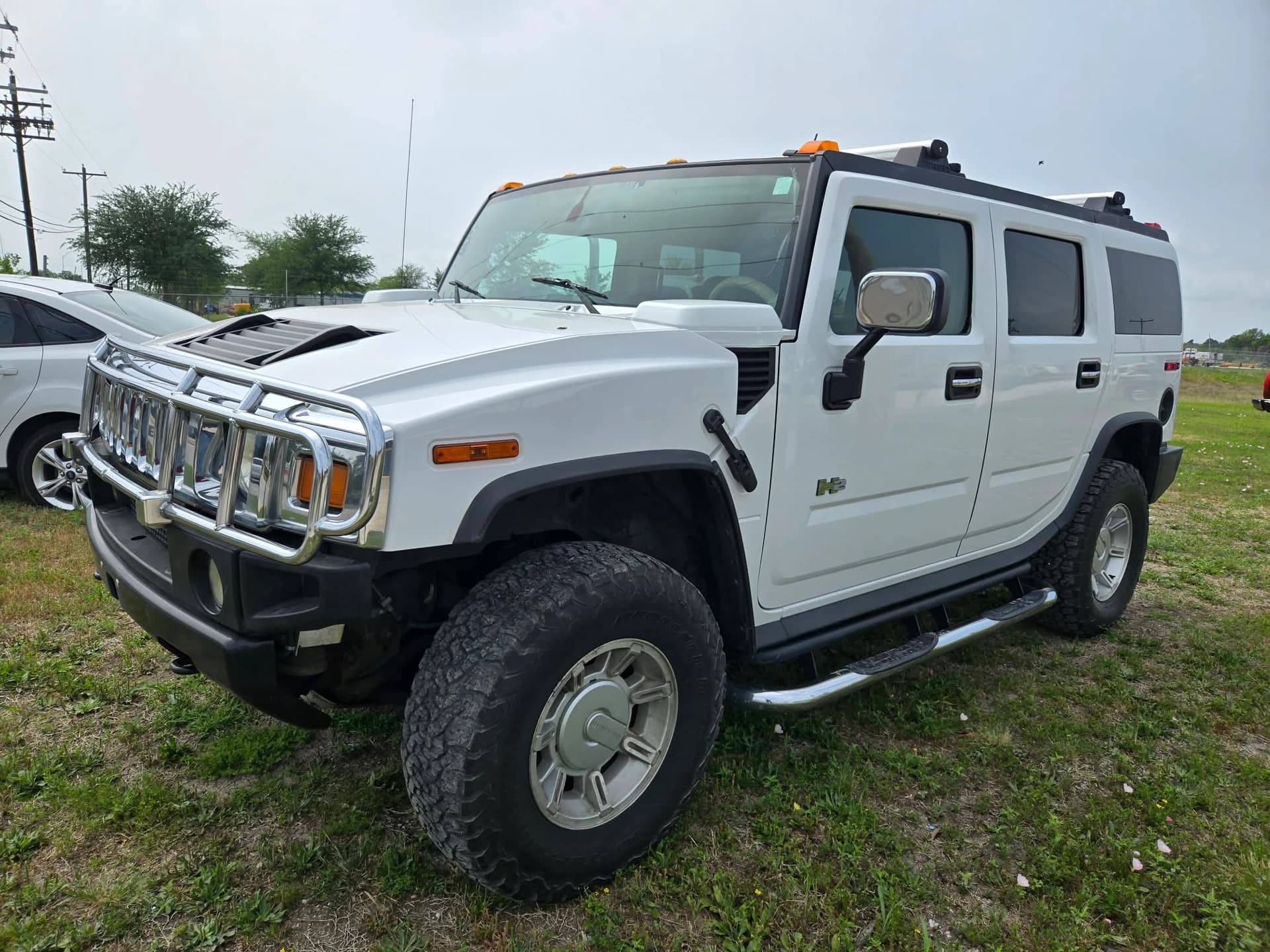 2004 Hummer H2 — photo 1 of 16