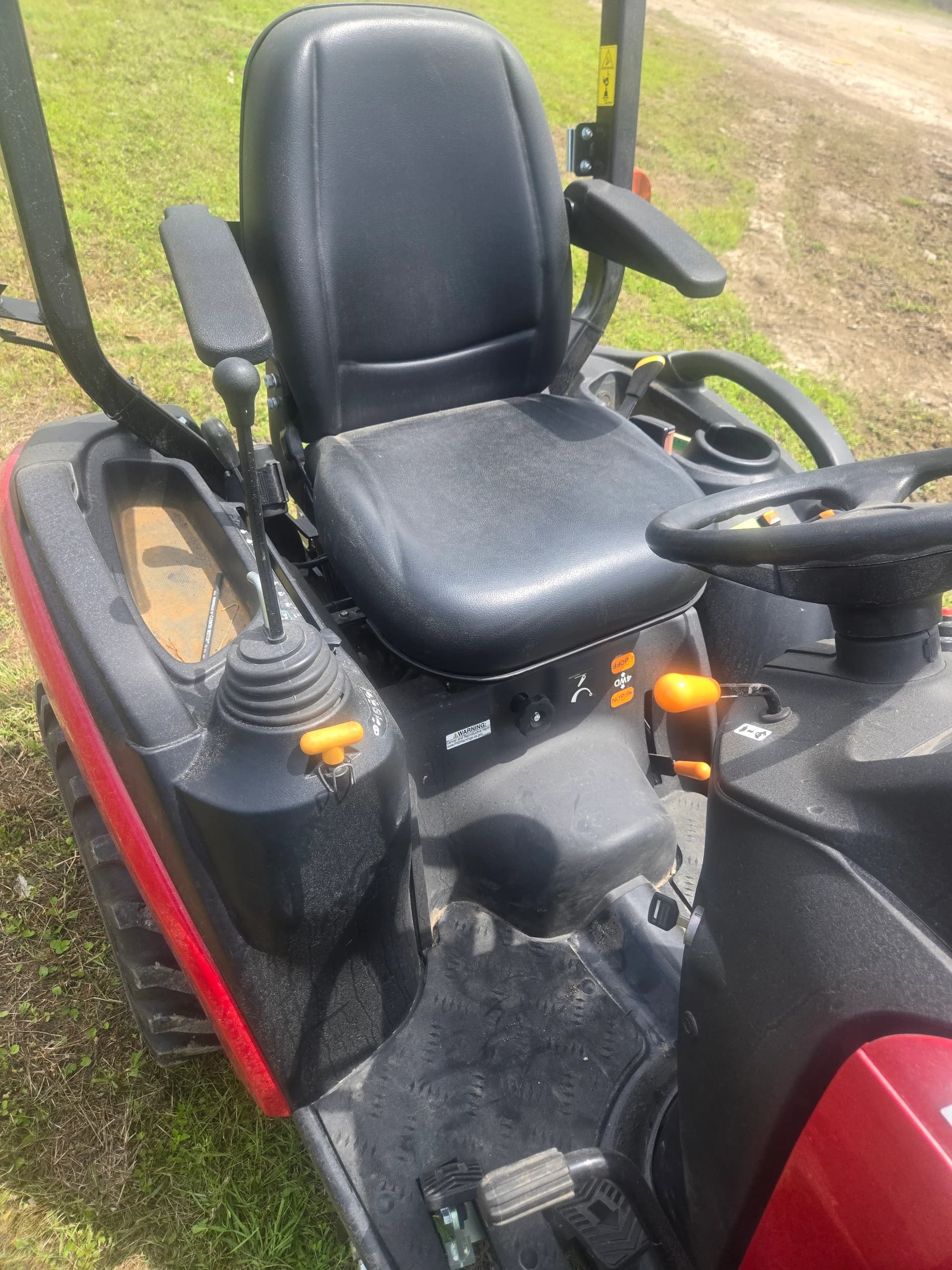 2023 Yanmar SA223 — photo 7 of 14
