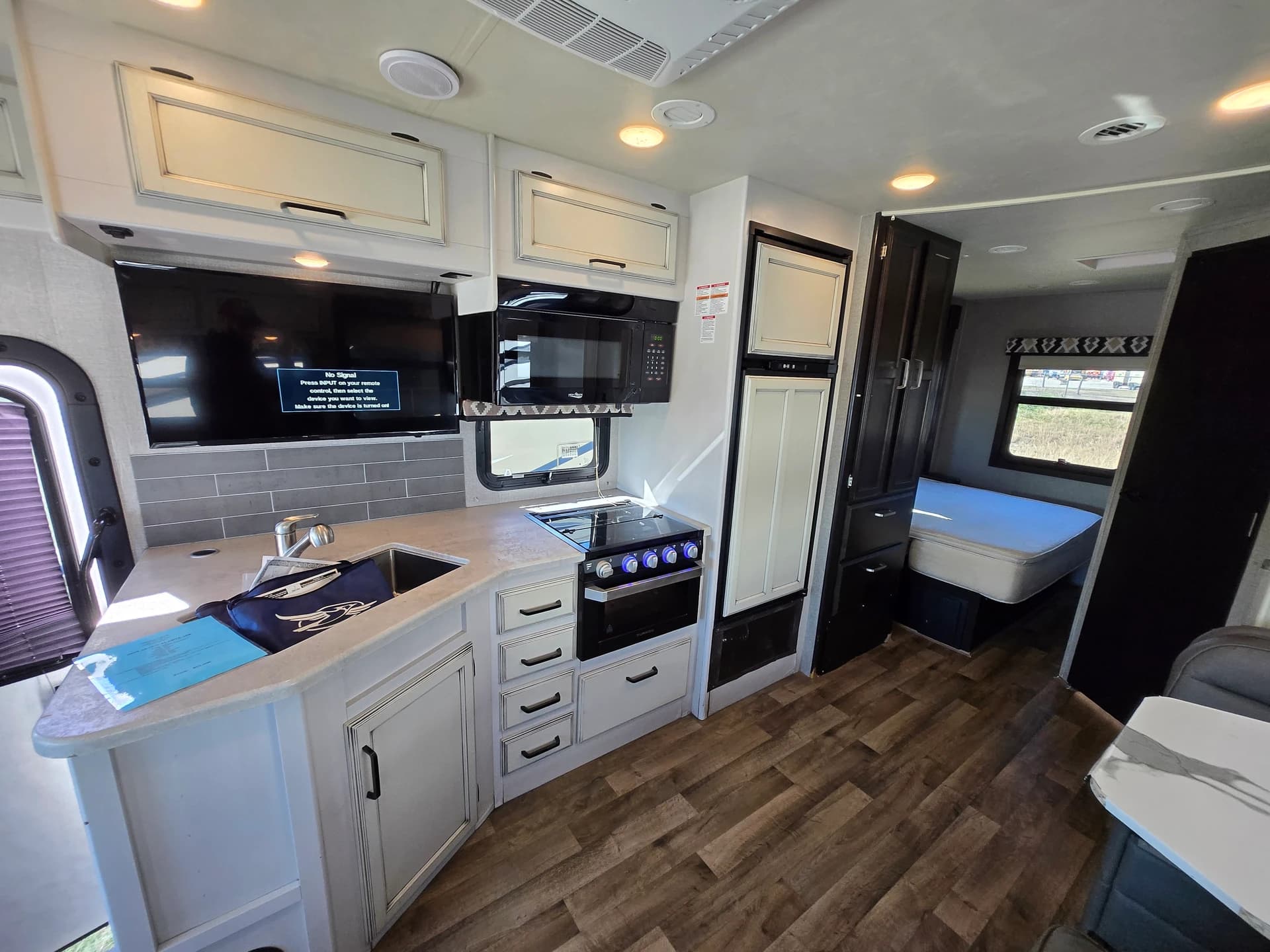 2020 Jayco Alante 26X — photo 6 of 15