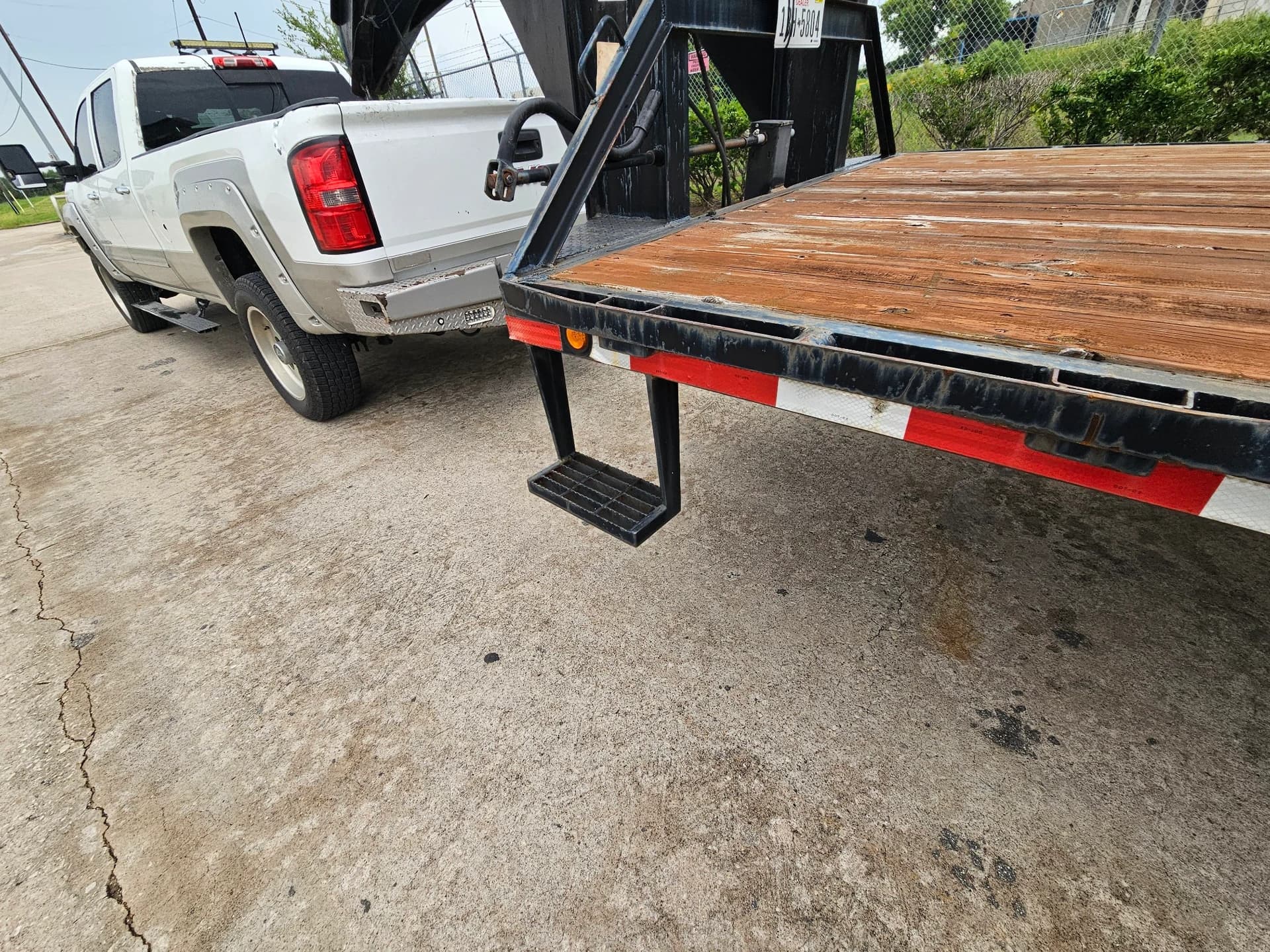 2004 Flatbed Dually Tandem — photo 8 of 10