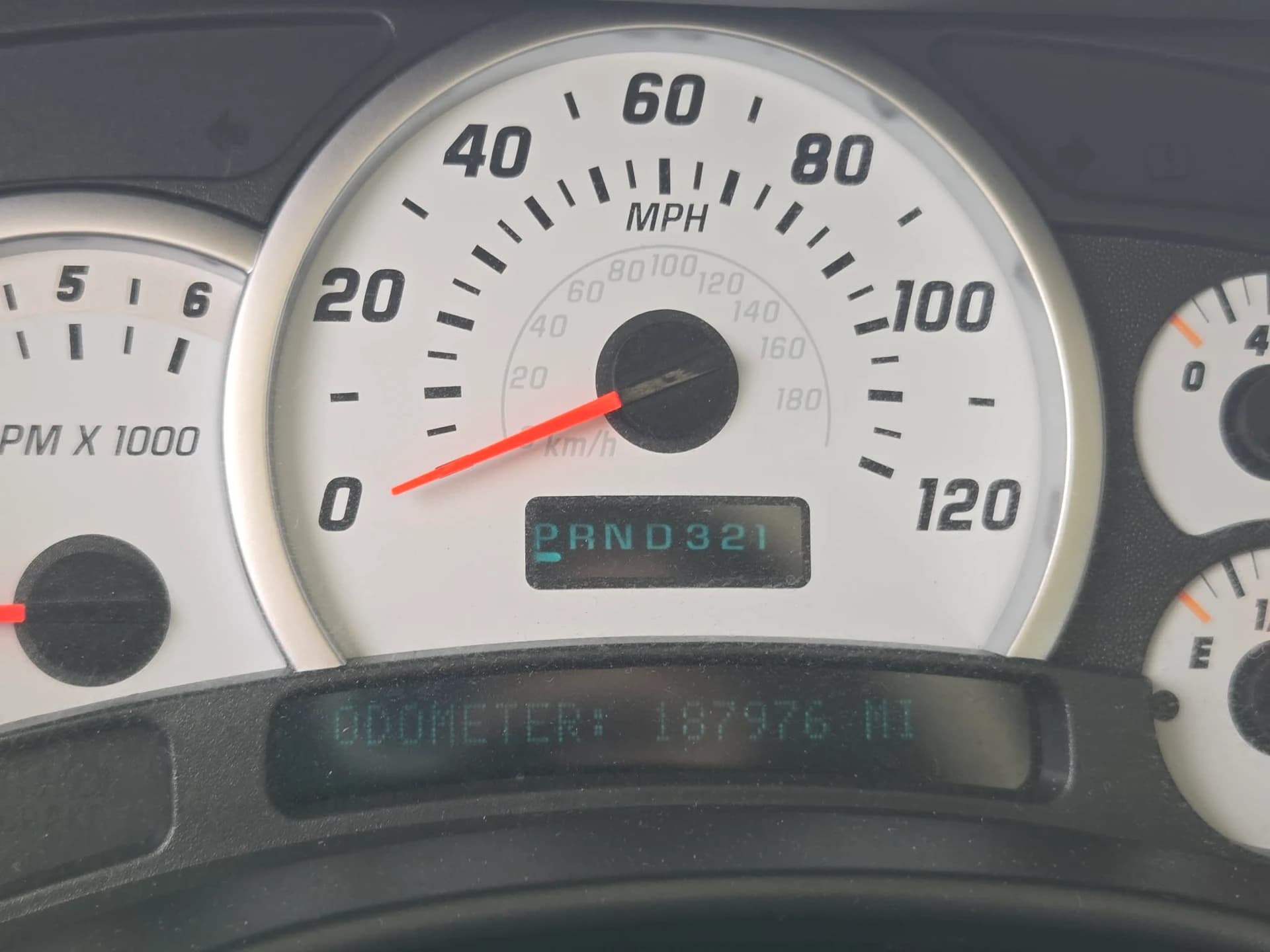 2004 Hummer H2 — photo 14 of 16