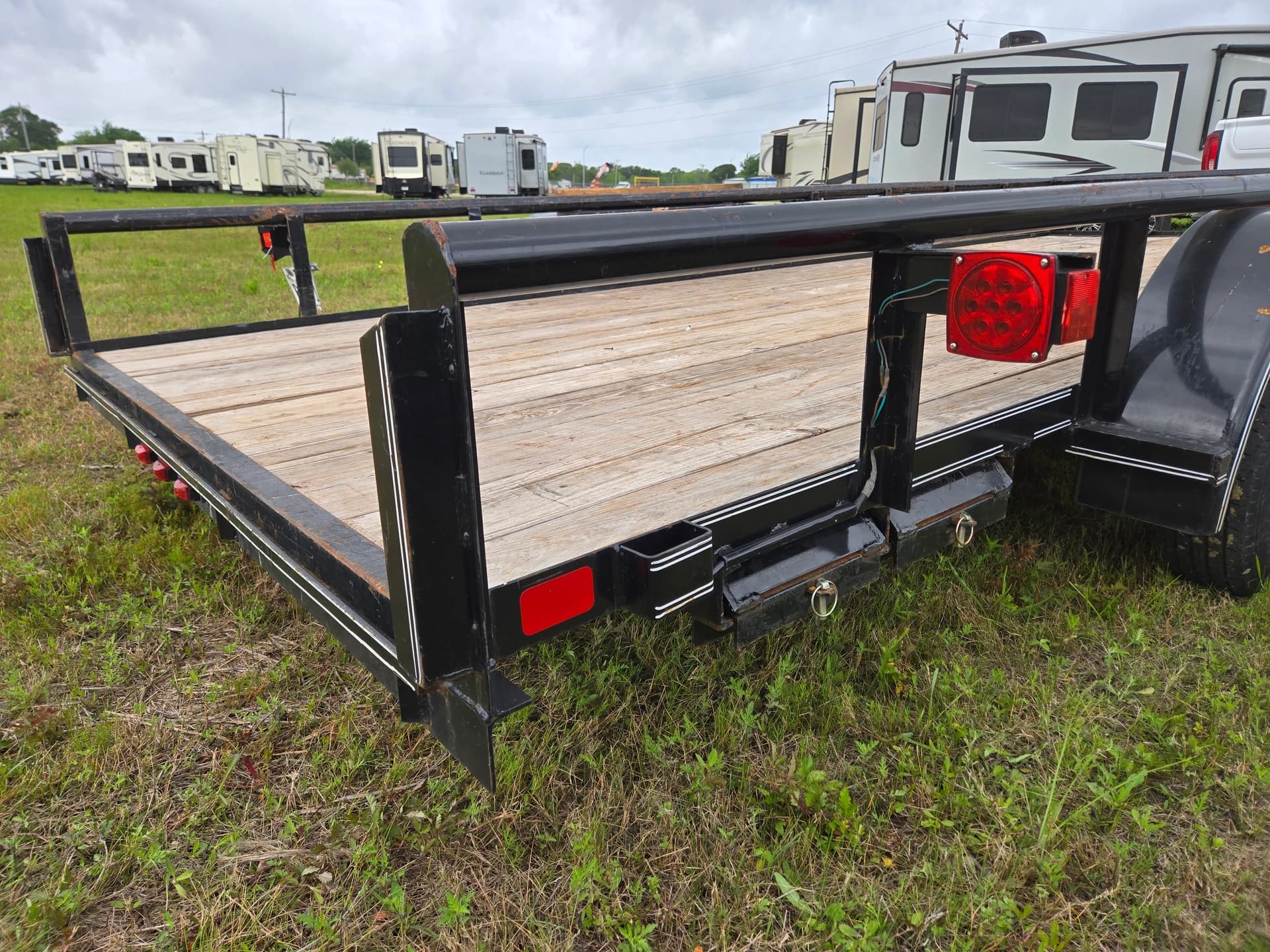 2023 unknown 20ftflatbed — photo 5 of 6
