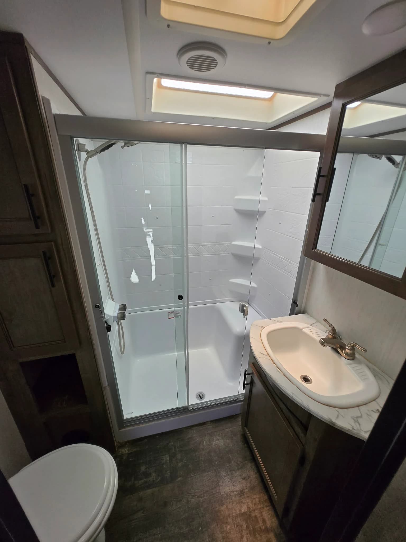 2021 Forest River Sabre 36BHQ — photo 13 of 16