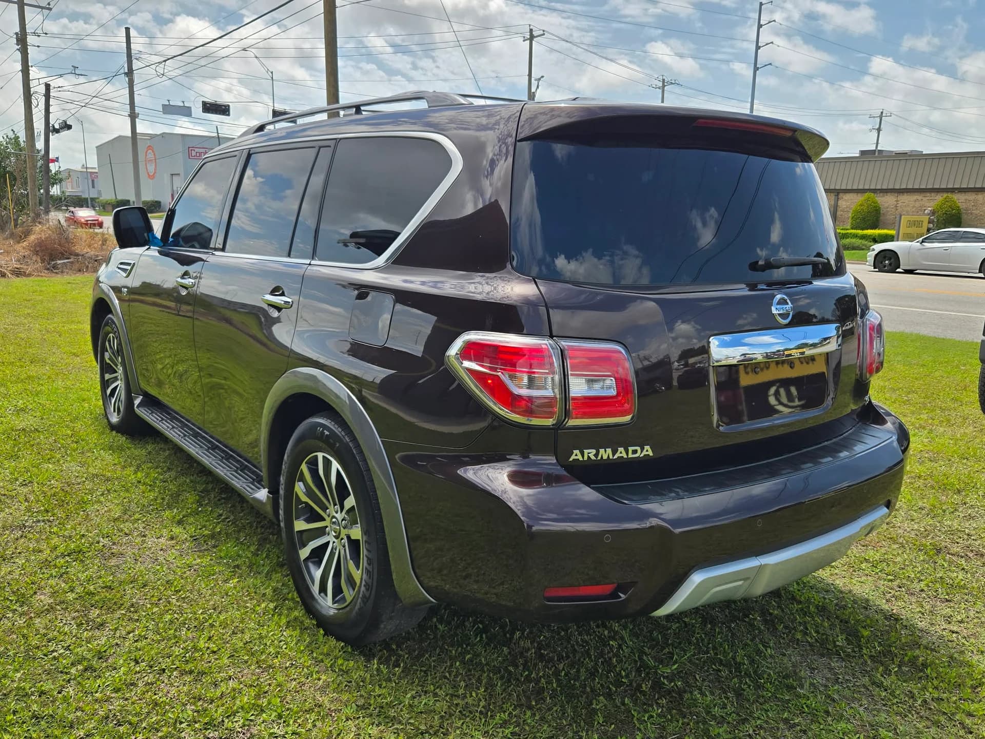 2018 Nissan Armada SL — photo 5 of 13