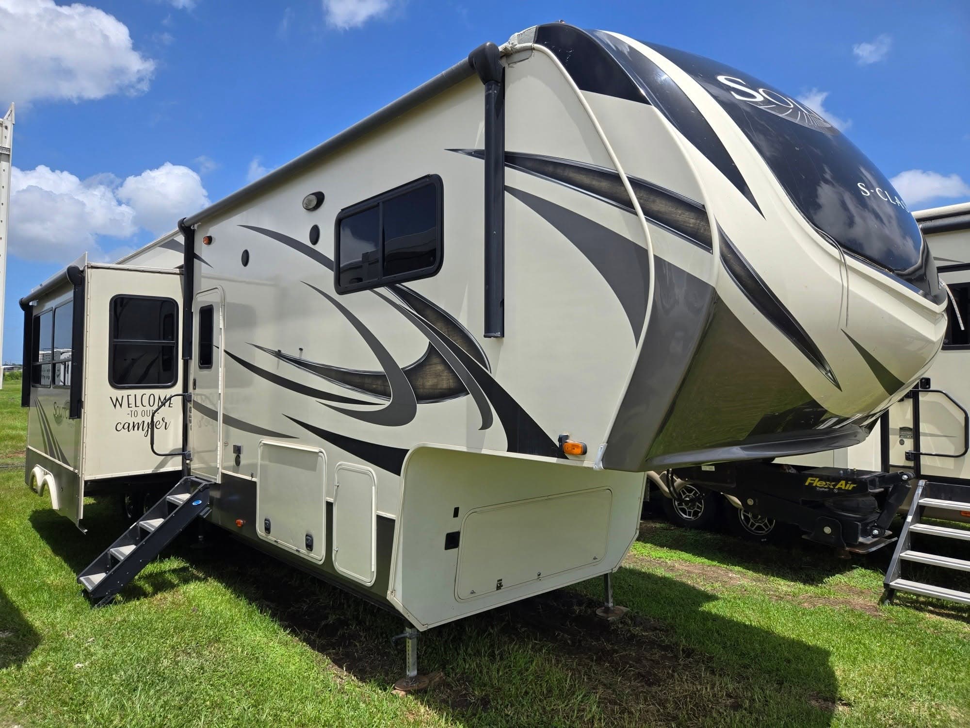 2020 Grand Design Solitude 3950BHR — photo 1 of 19