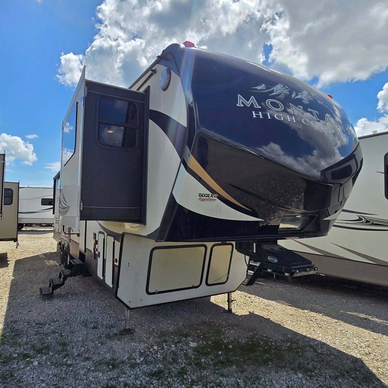 2017 Keystone Montana High Country 381TH