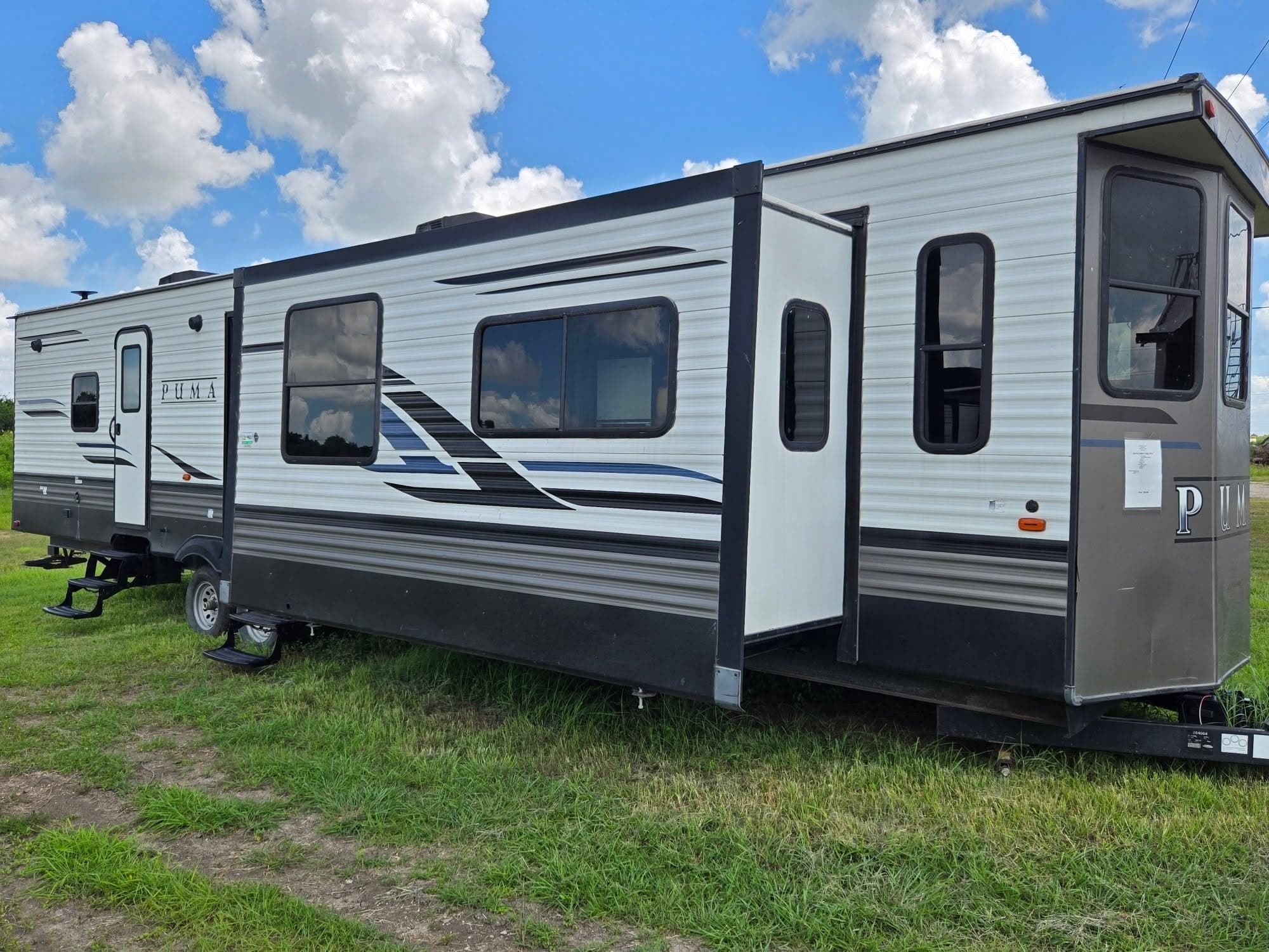 2020 Palomino Puma 37PFL — photo 6 of 15