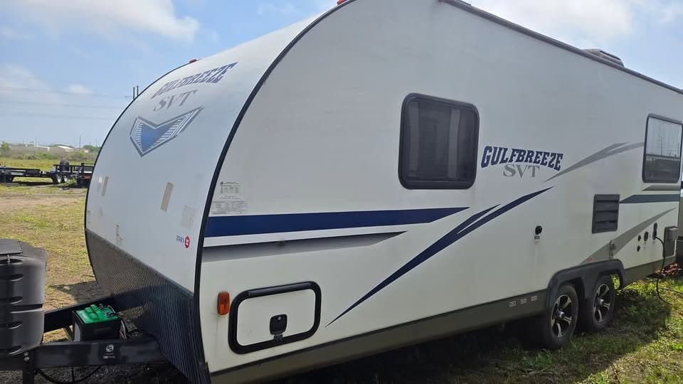 2018 Gulf Stream Breeze 22UDL — photo 4 of 14