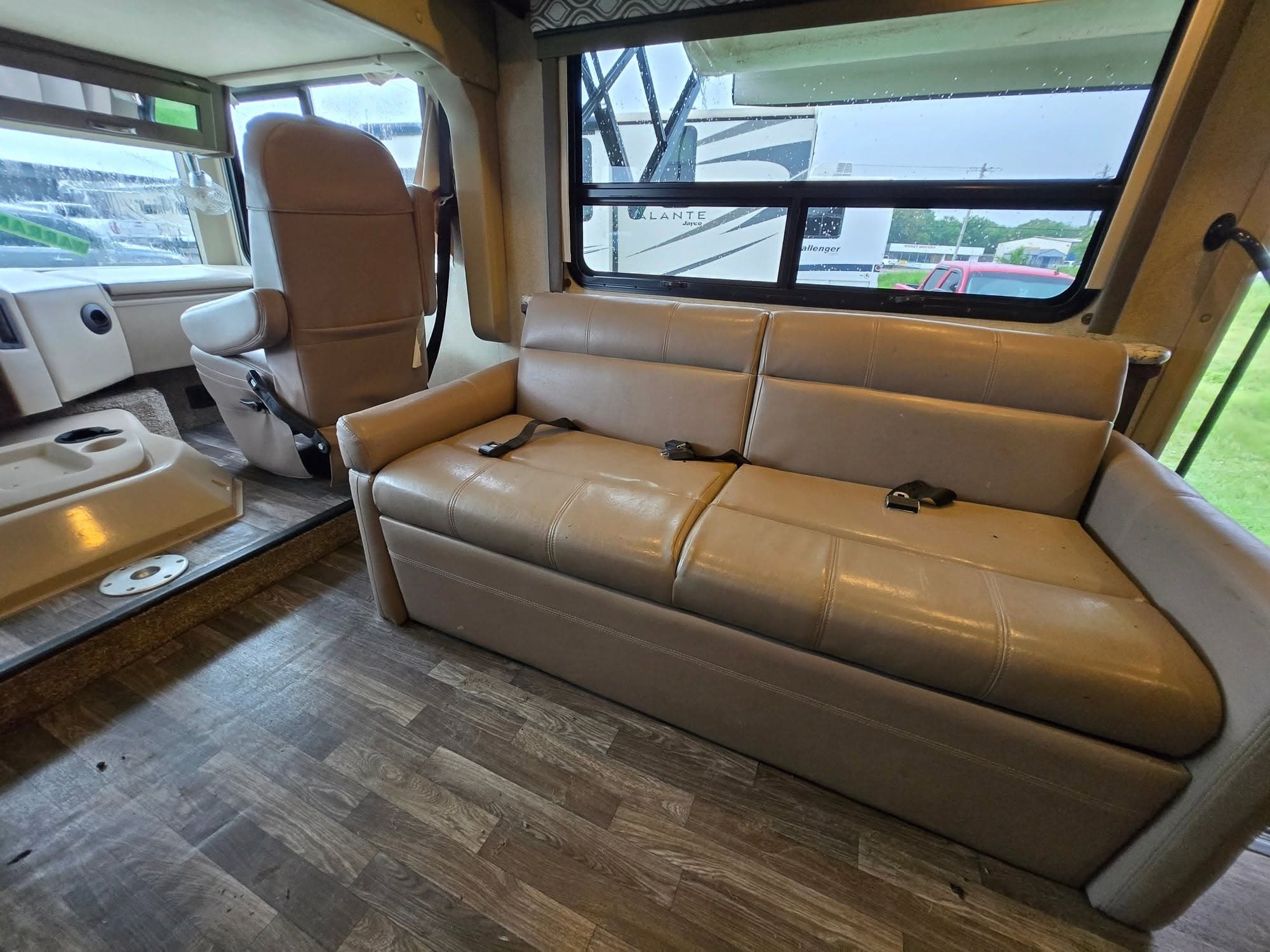 2018 Thor Freedom A30 — photo 14 of 21