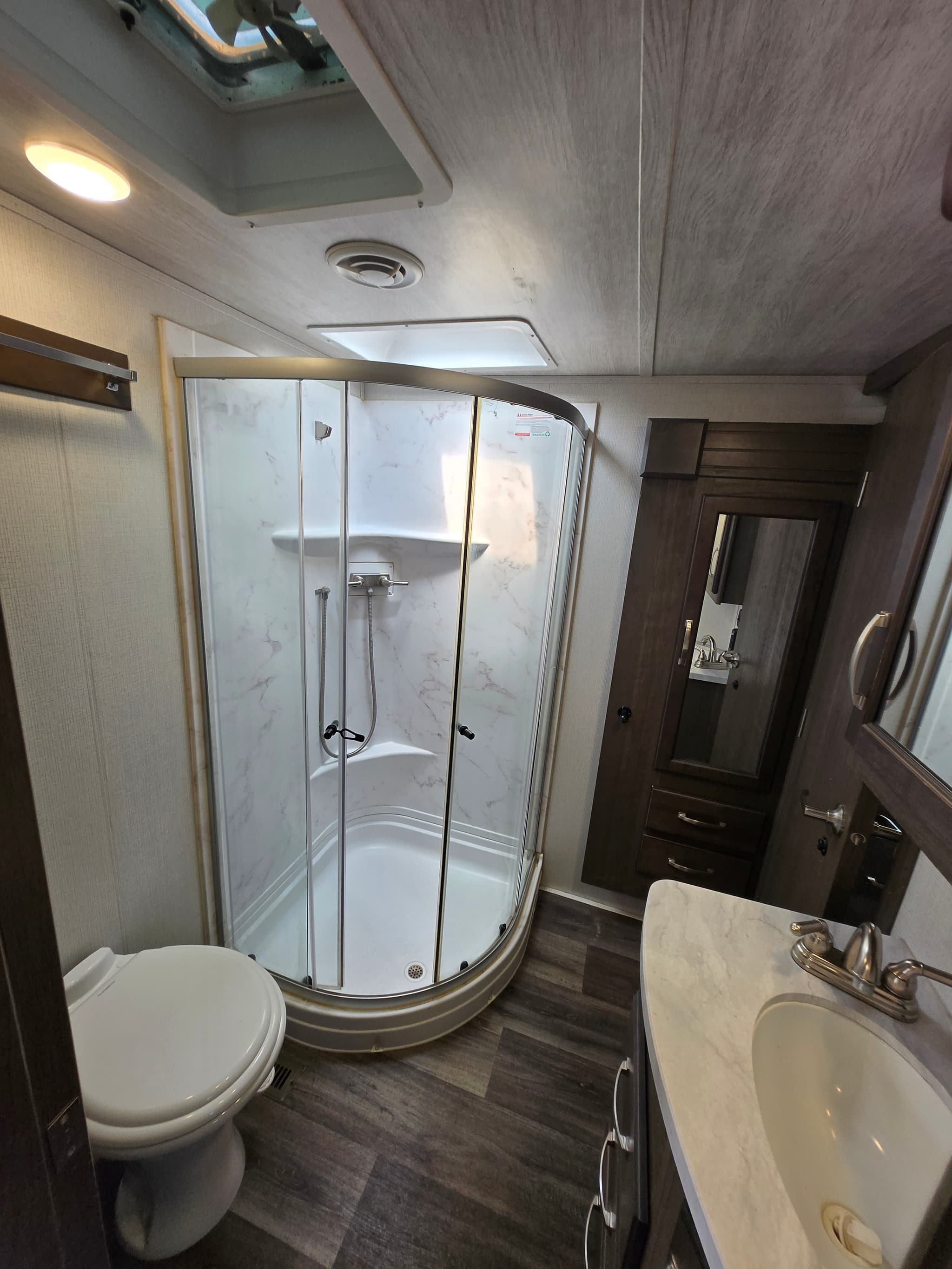 2021 Keystone Rv Company Cougar 364bhl — photo 10 of 16