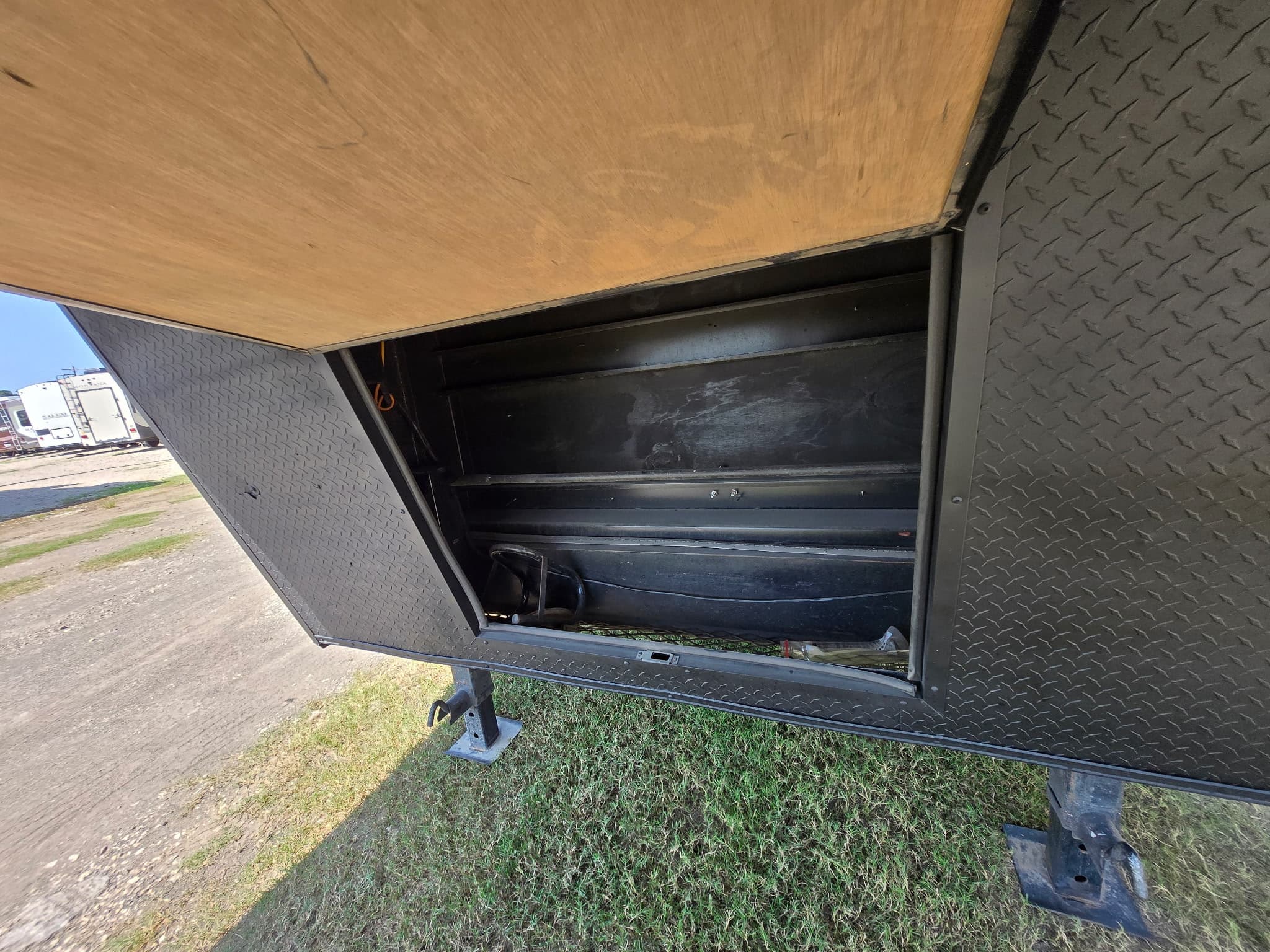 2024 Trex GE8536D7K Car Hauler — photo 7 of 18