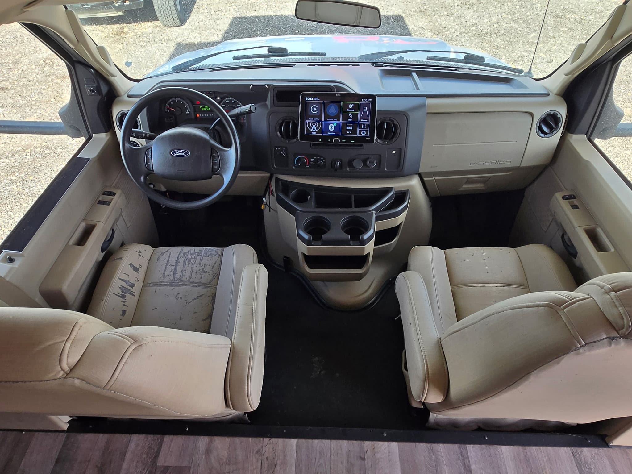 2019 Jayco Redhawk 25R — photo 7 of 16