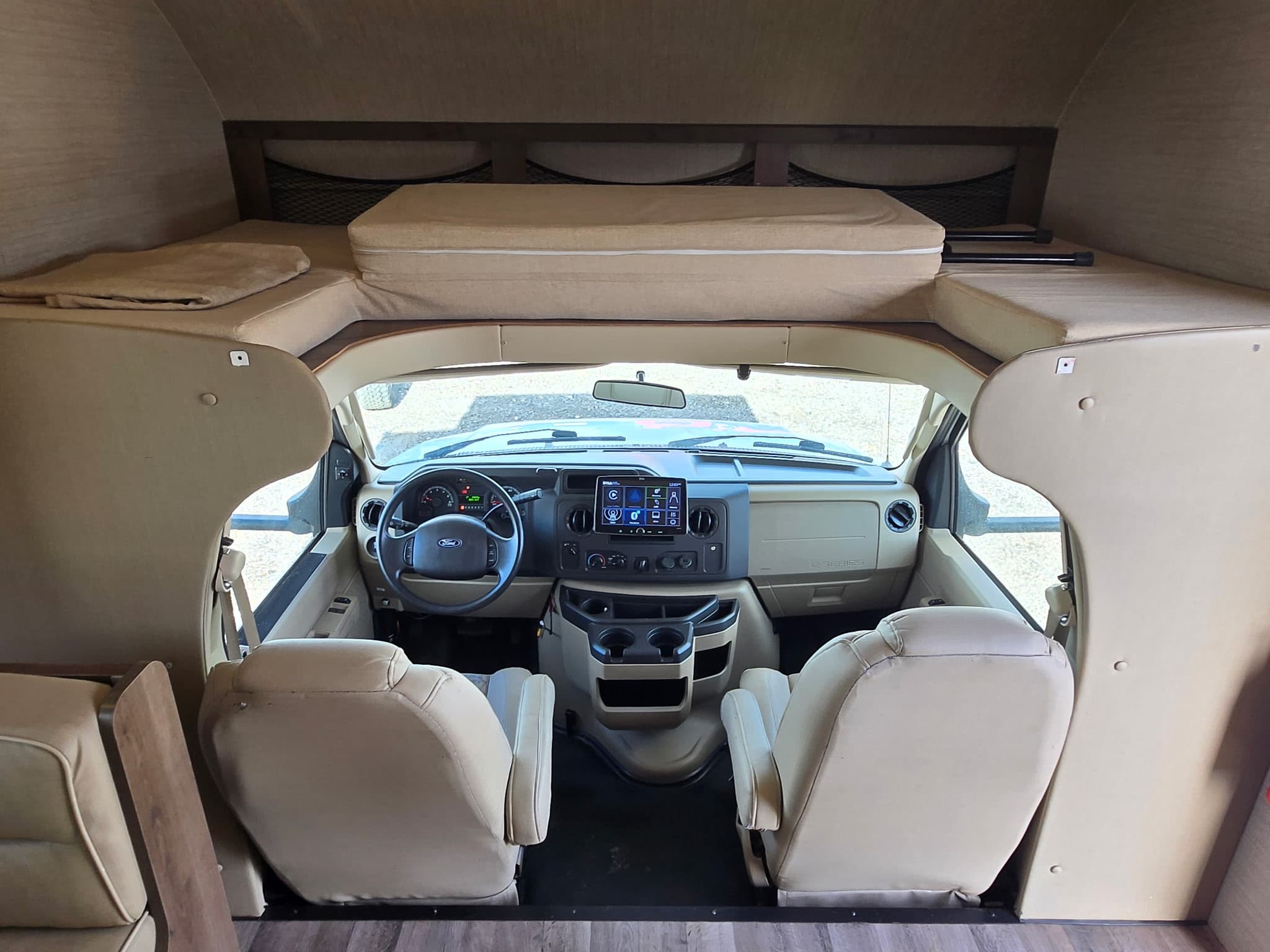 2019 Jayco Redhawk 25R — photo 8 of 16