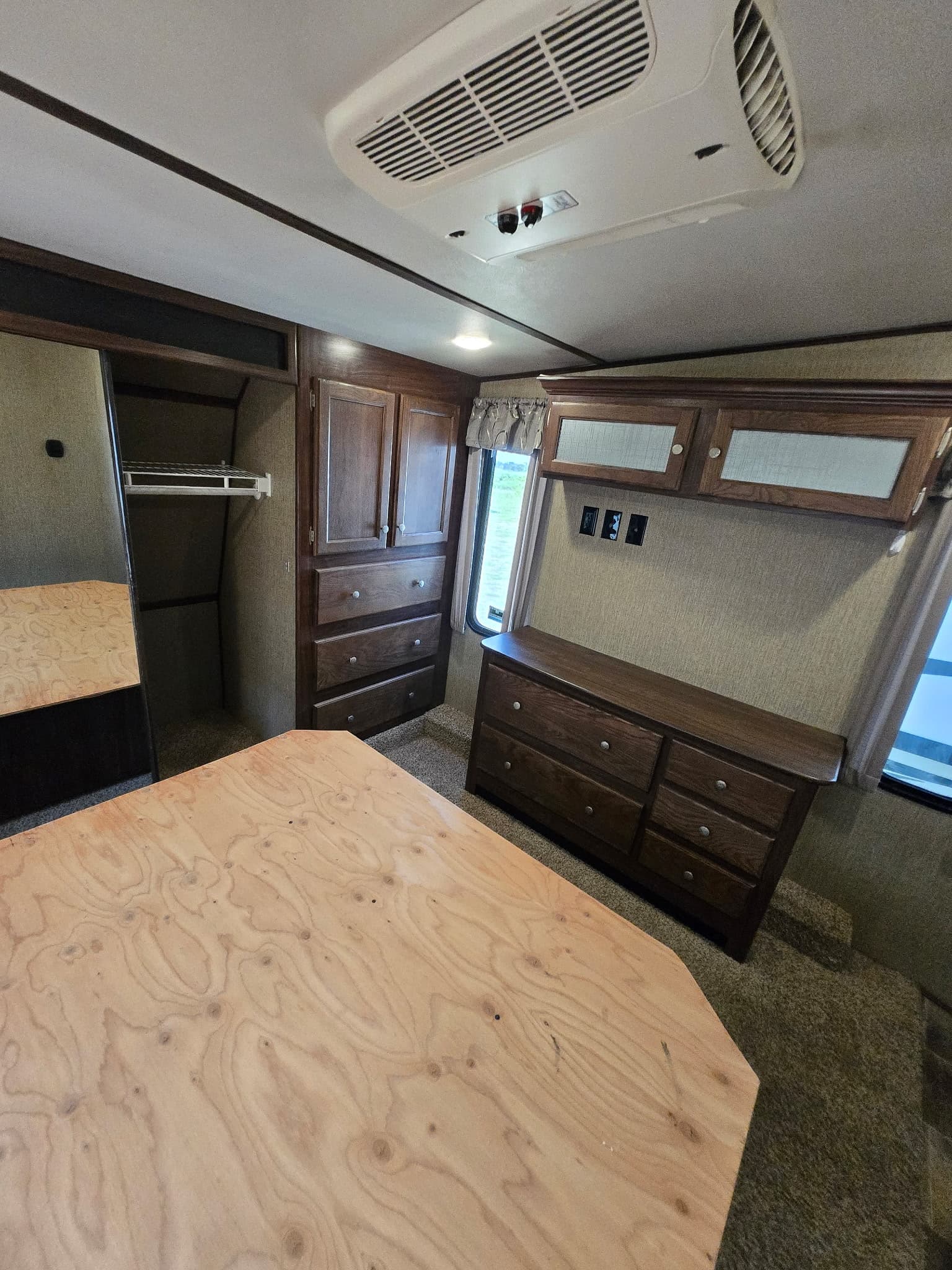 2017 Keystone Sprinter 347wflt — photo 16 of 19
