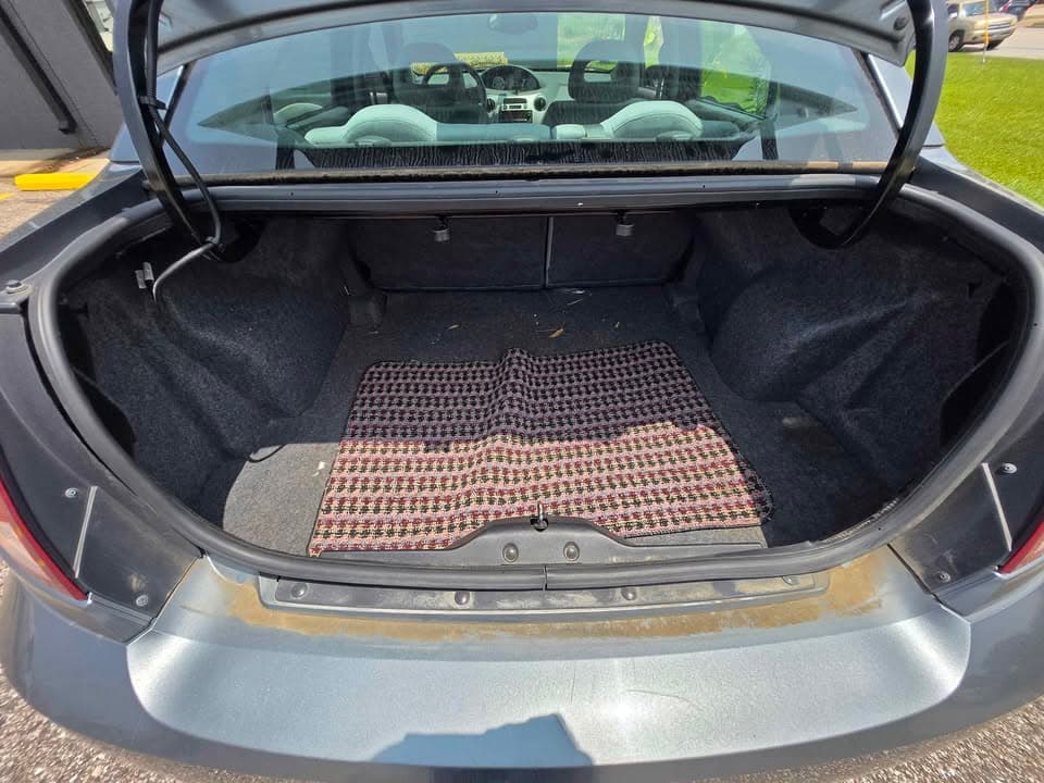 2006 Saturn Ion RS — photo 6 of 13