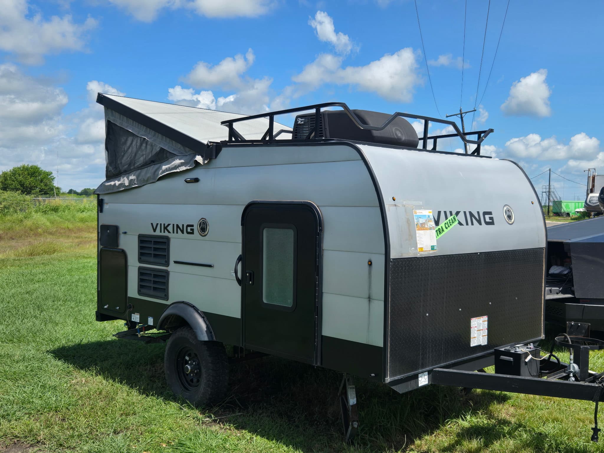 2022 Viking 12.0TD MAX hero