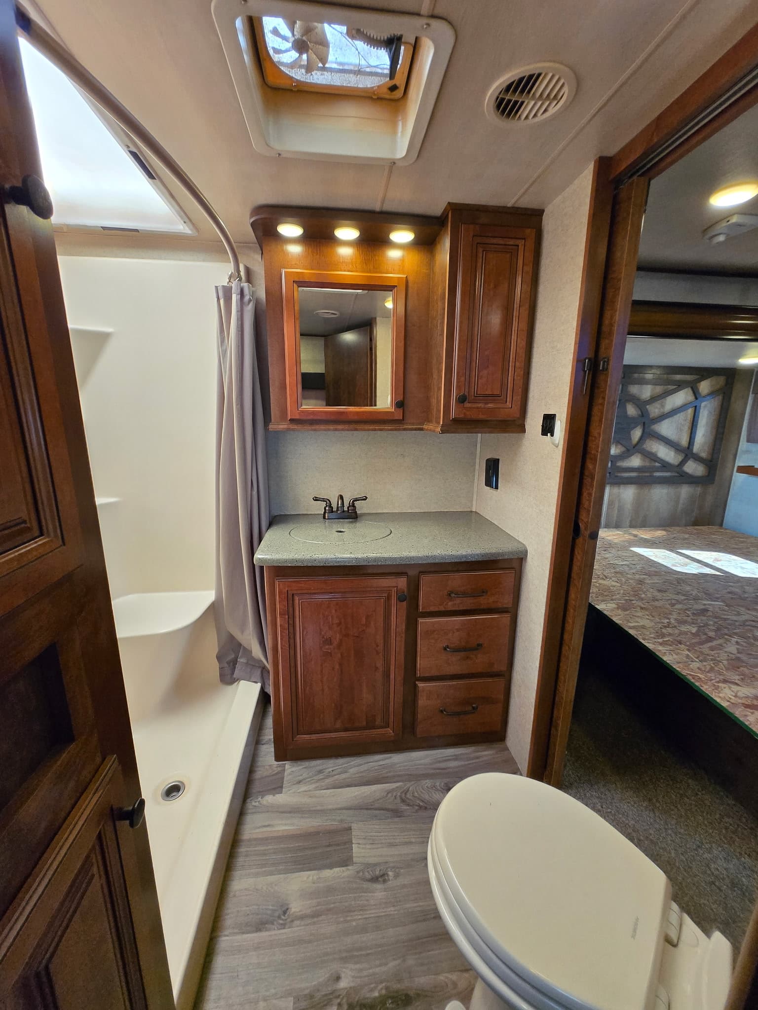 2017 Cruiser South Fork SantaFe — photo 16 of 24