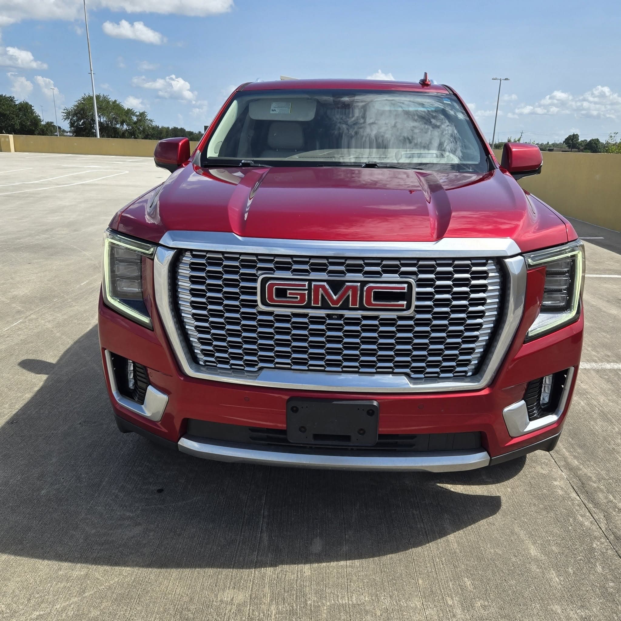 2021 GMC Yukon Denali XL — photo 8 of 22