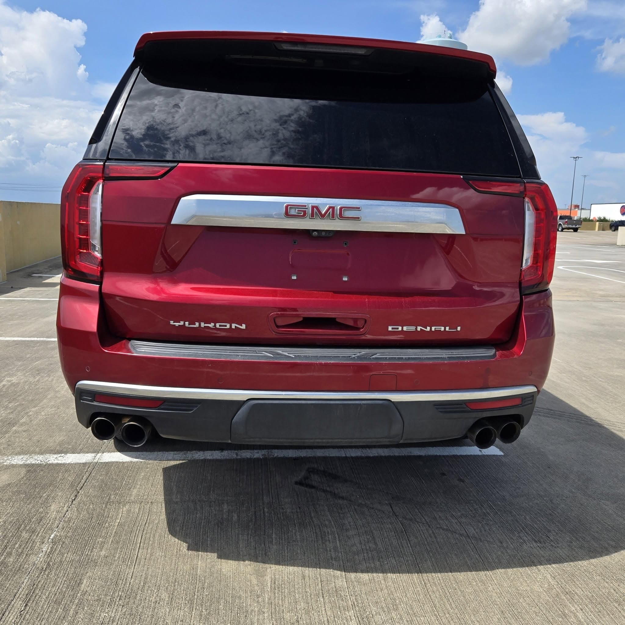 2021 GMC Yukon Denali XL — photo 7 of 22