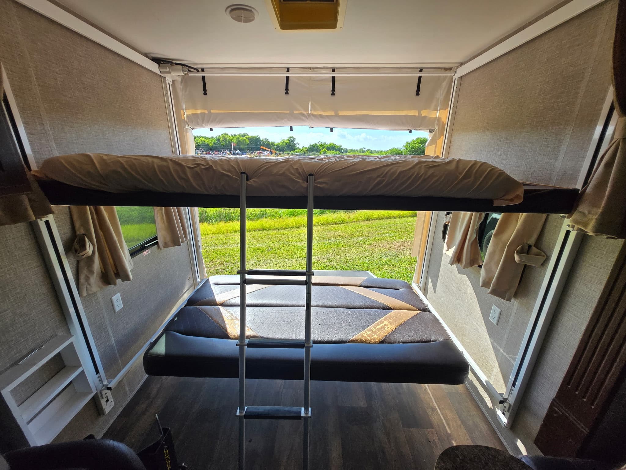 2016 Eclipse Stellar 27FS — photo 10 of 19