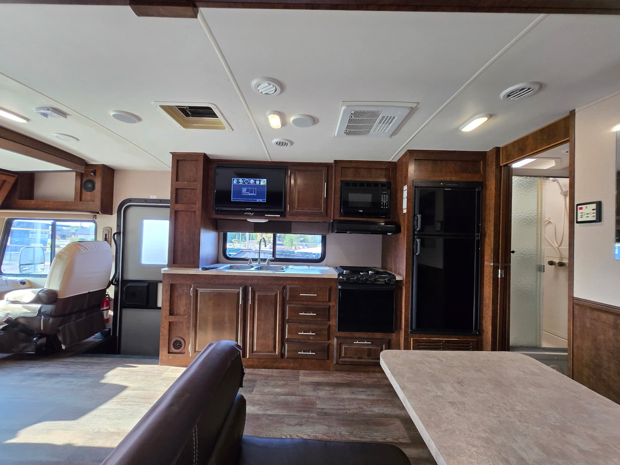 2015 Forest River FR3 30DS — photo 21 of 31