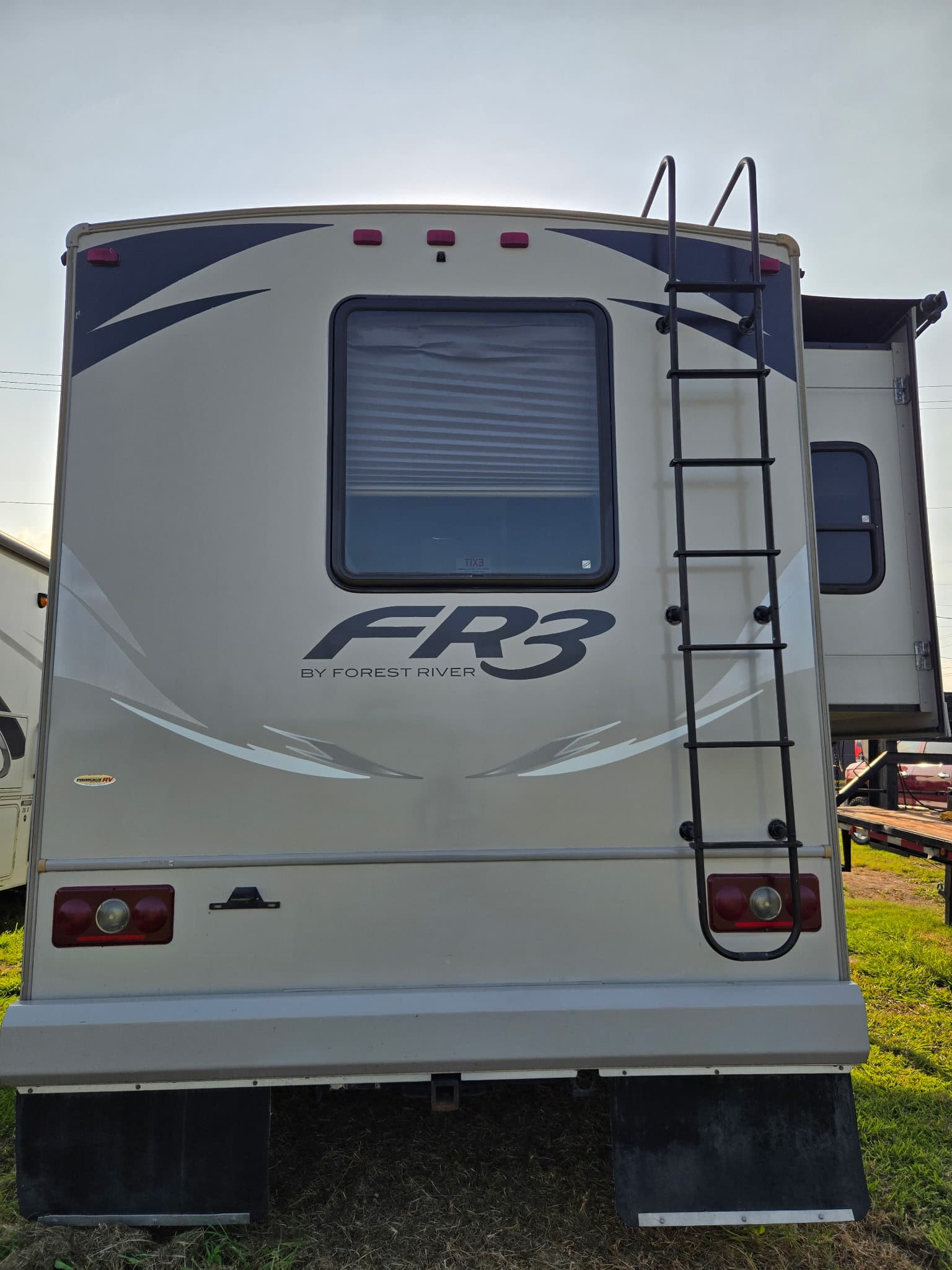 2015 Forest River FR3 30DS — photo 11 of 31