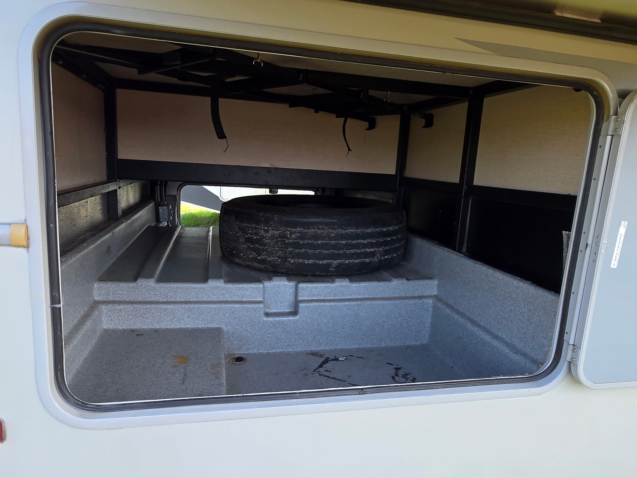 2015 Forest River FR3 30DS — photo 30 of 31