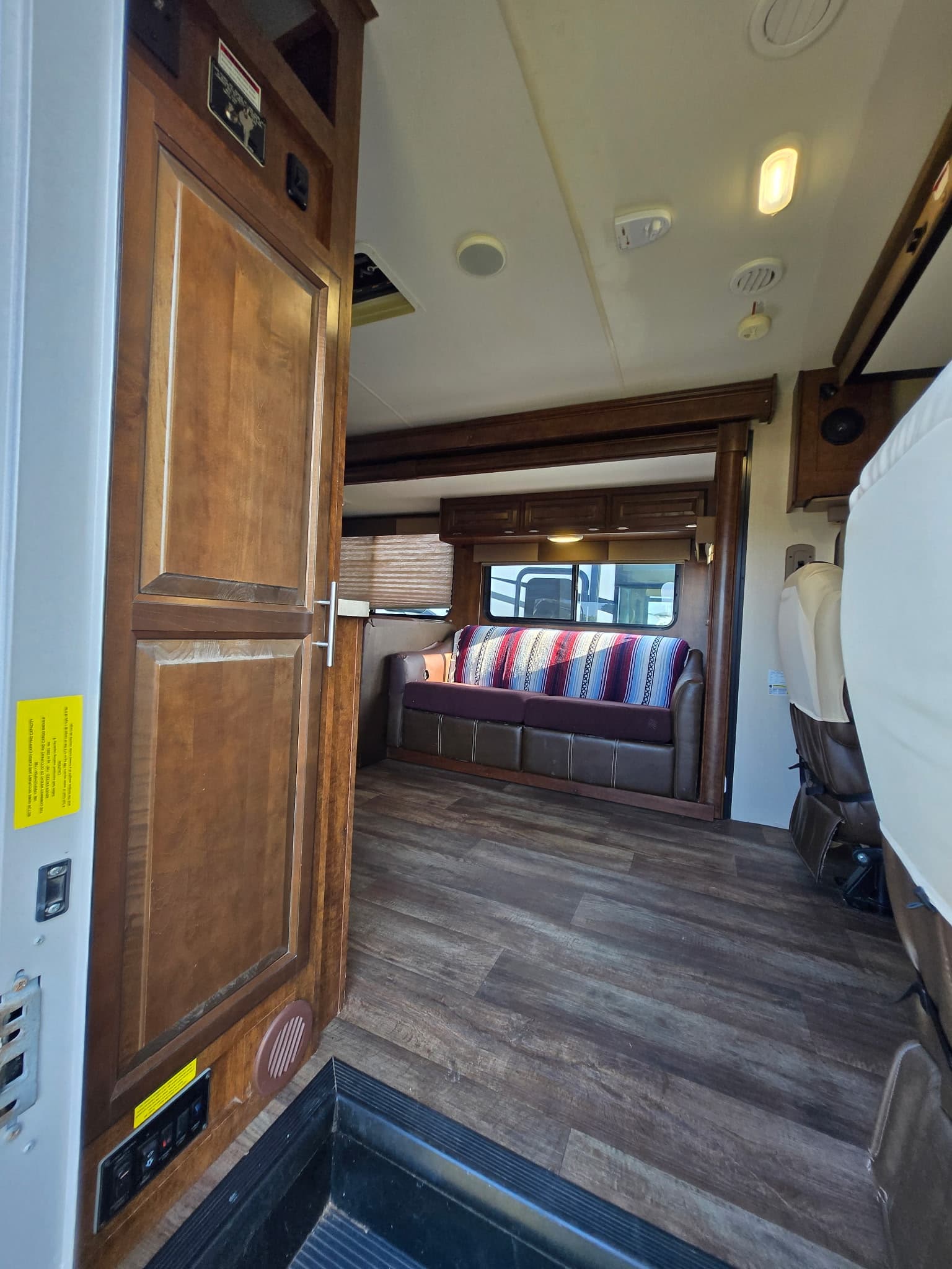 2015 Forest River FR3 30DS — photo 22 of 31