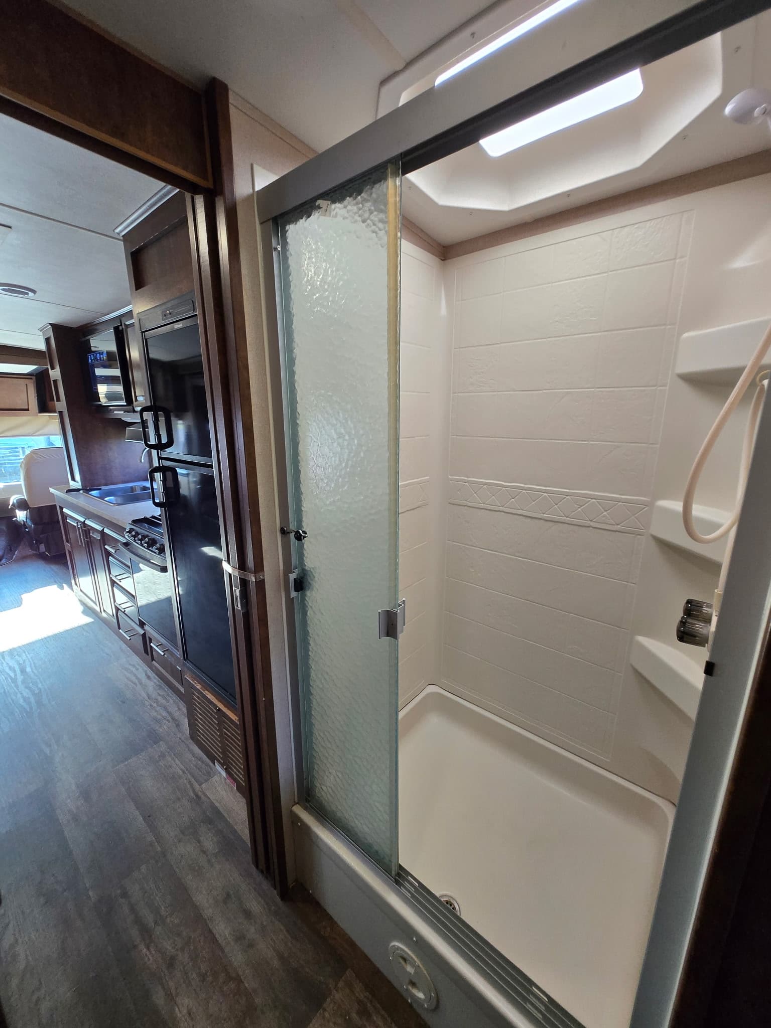 2015 Forest River FR3 30DS — photo 28 of 31