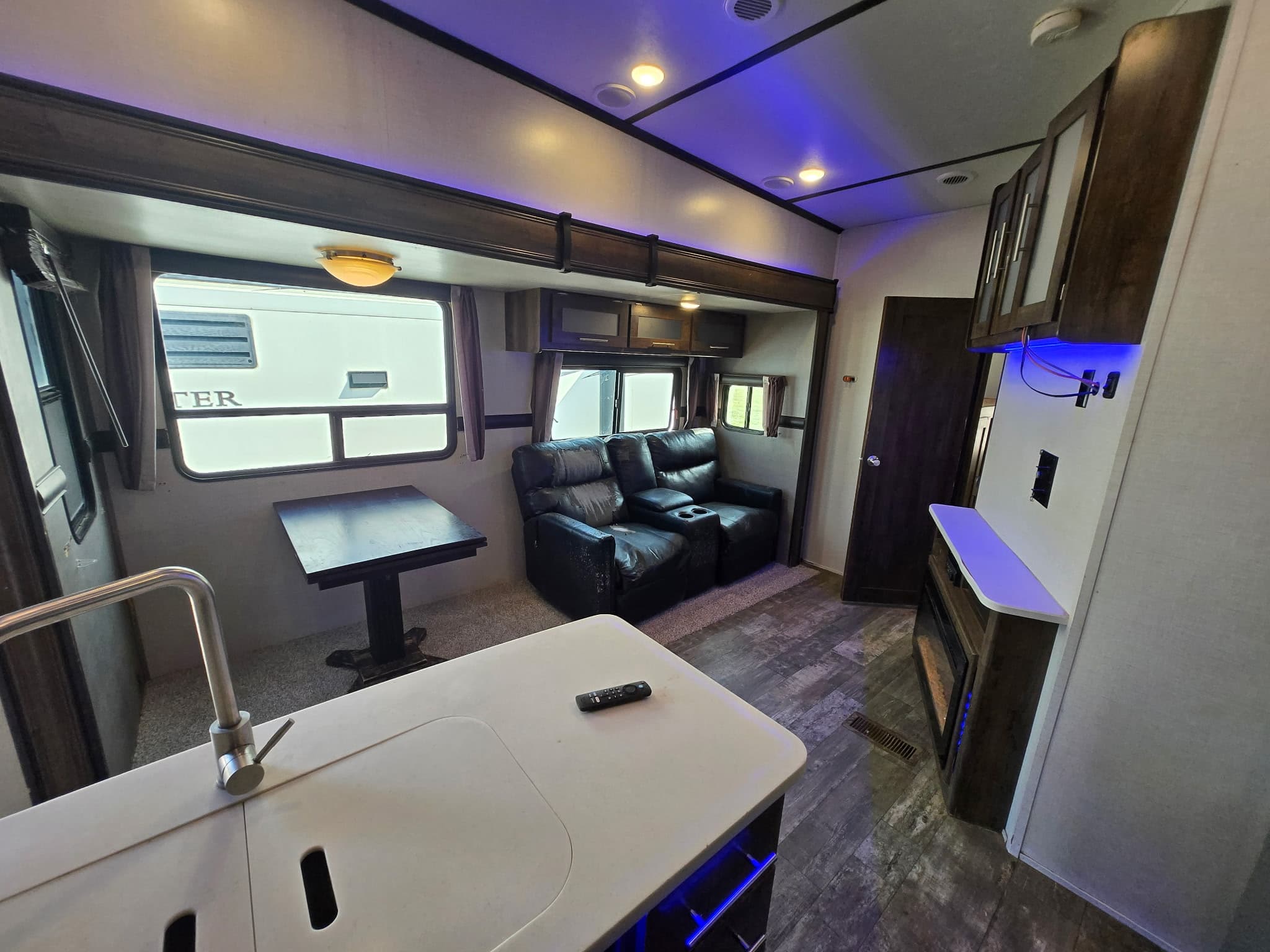 2018 Volante 3751BH 3751BH — photo 8 of 17