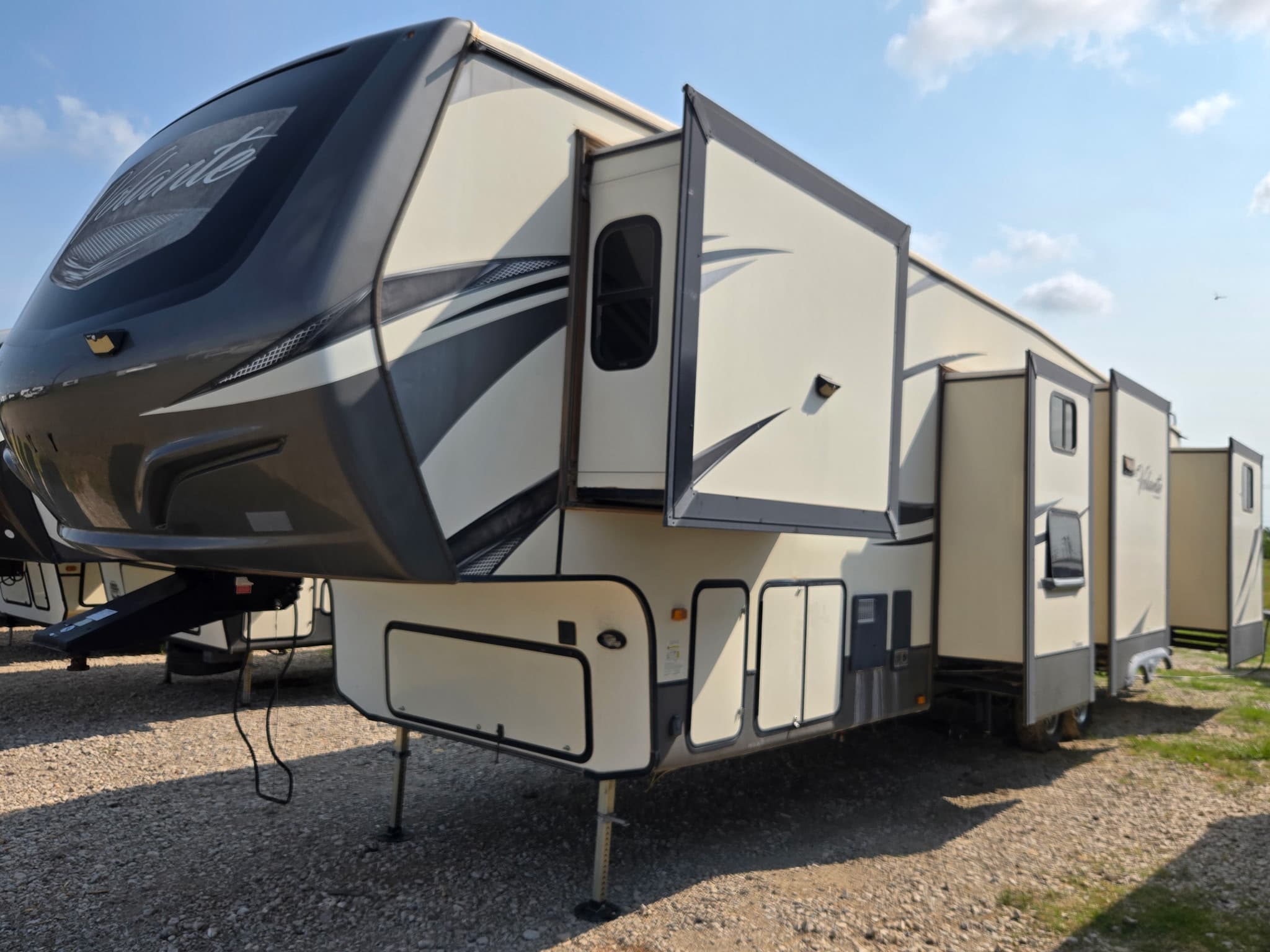 2018 Volante 3751BH 3751BH gallery 2