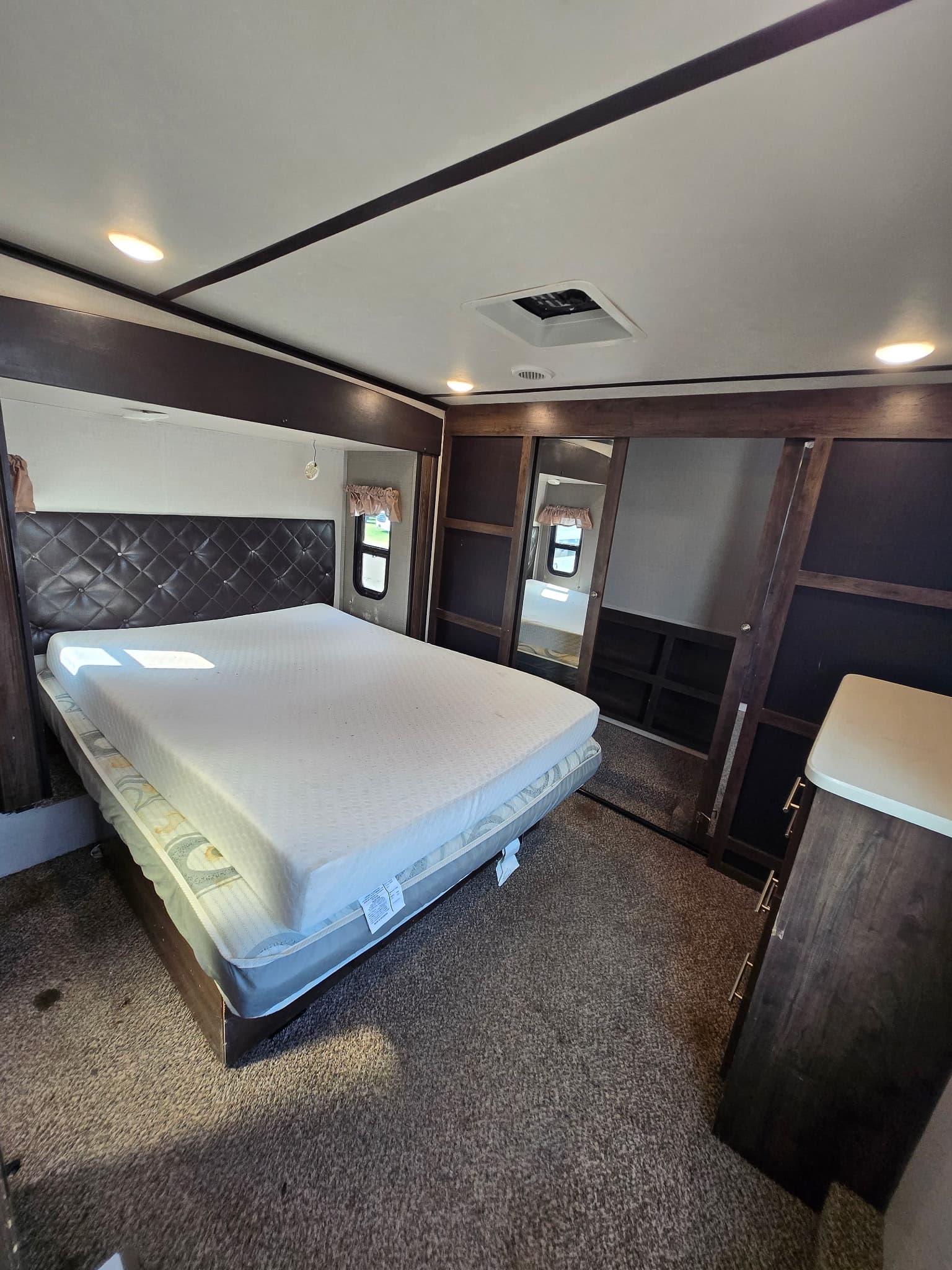 2018 Volante 3751BH 3751BH — photo 14 of 17