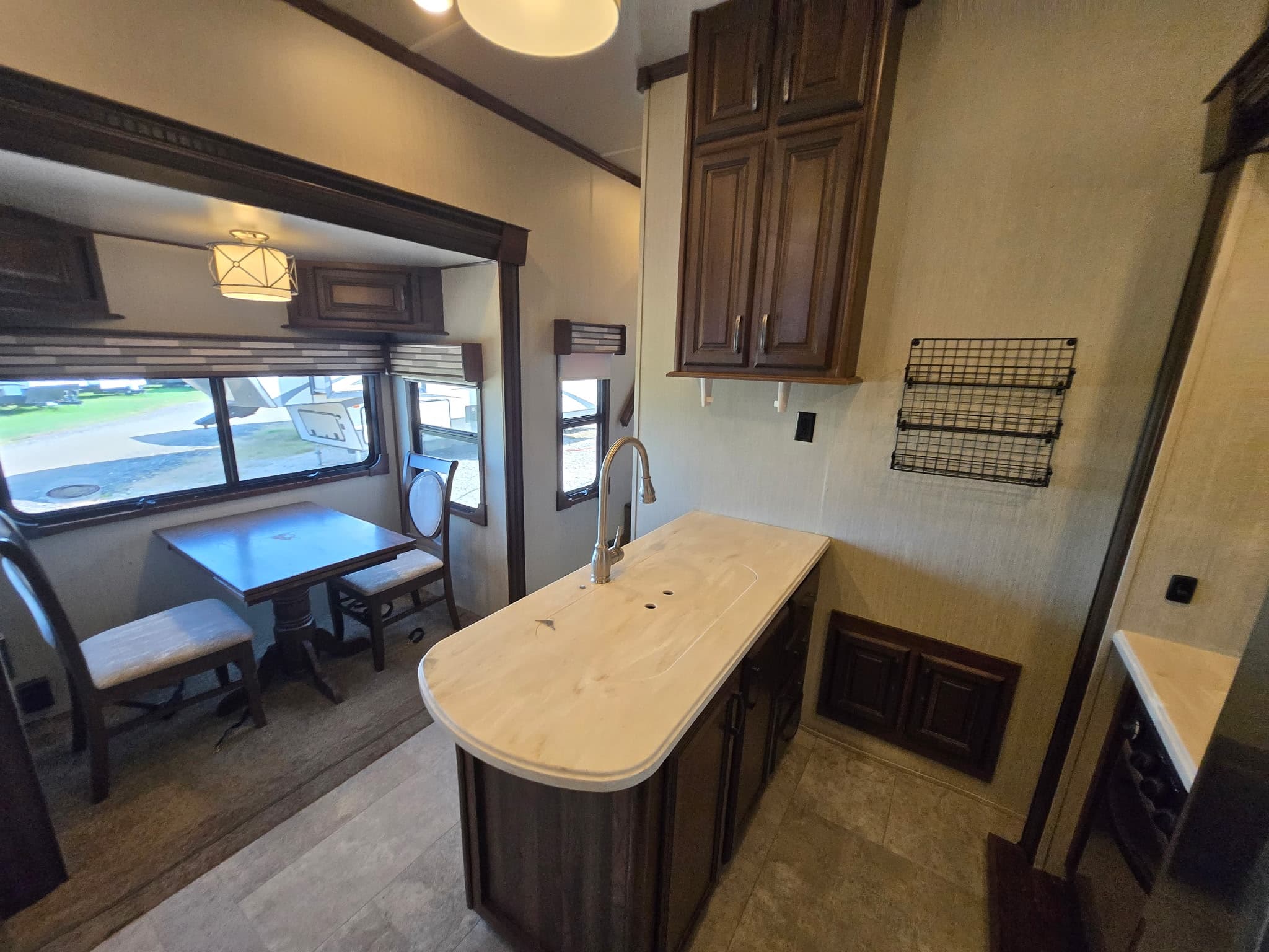 2018 Forest River Columbus 389FL — photo 9 of 23