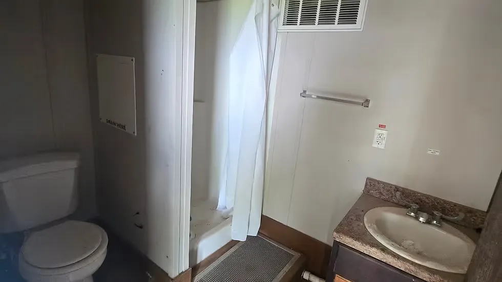 2012 Britco Portable Shower / Laundry Building PSLB-01 — photo 12 of 15