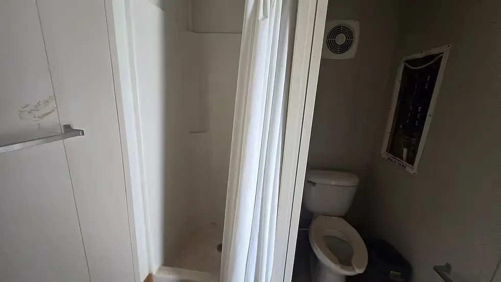 2012 Britco Portable Shower / Laundry Building PSLB-01 — photo 13 of 15