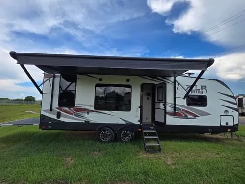 2018 Forest River Nitro 25KW hero