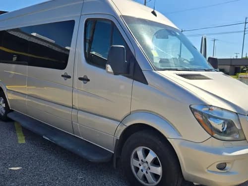 2015 Mercedes-Benz Sprinter Exec2500 hero